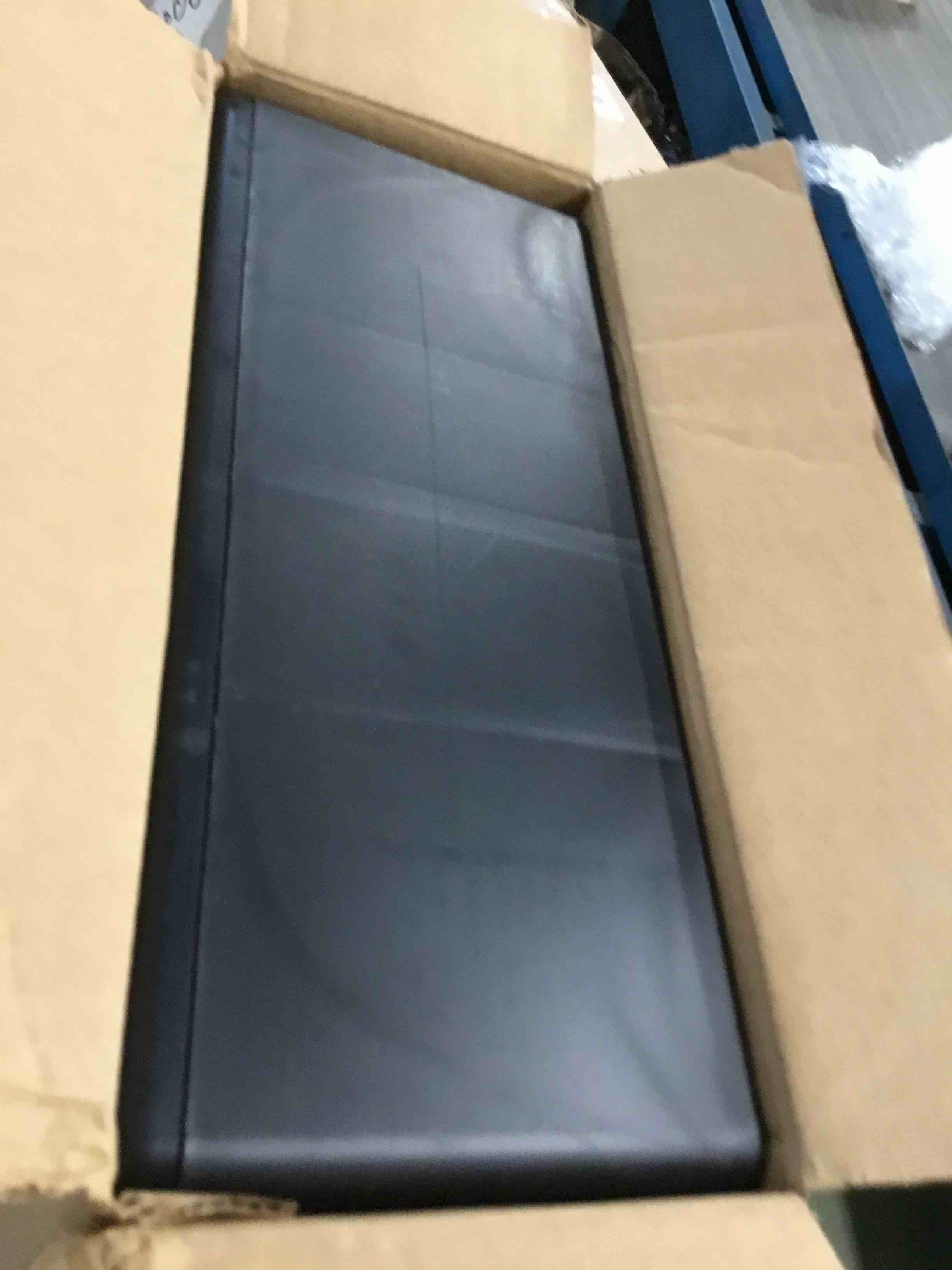 https://s3.amazonaws.com/lotting-images-prod/bidfta/PNK3569860_1750527964796.jpeg