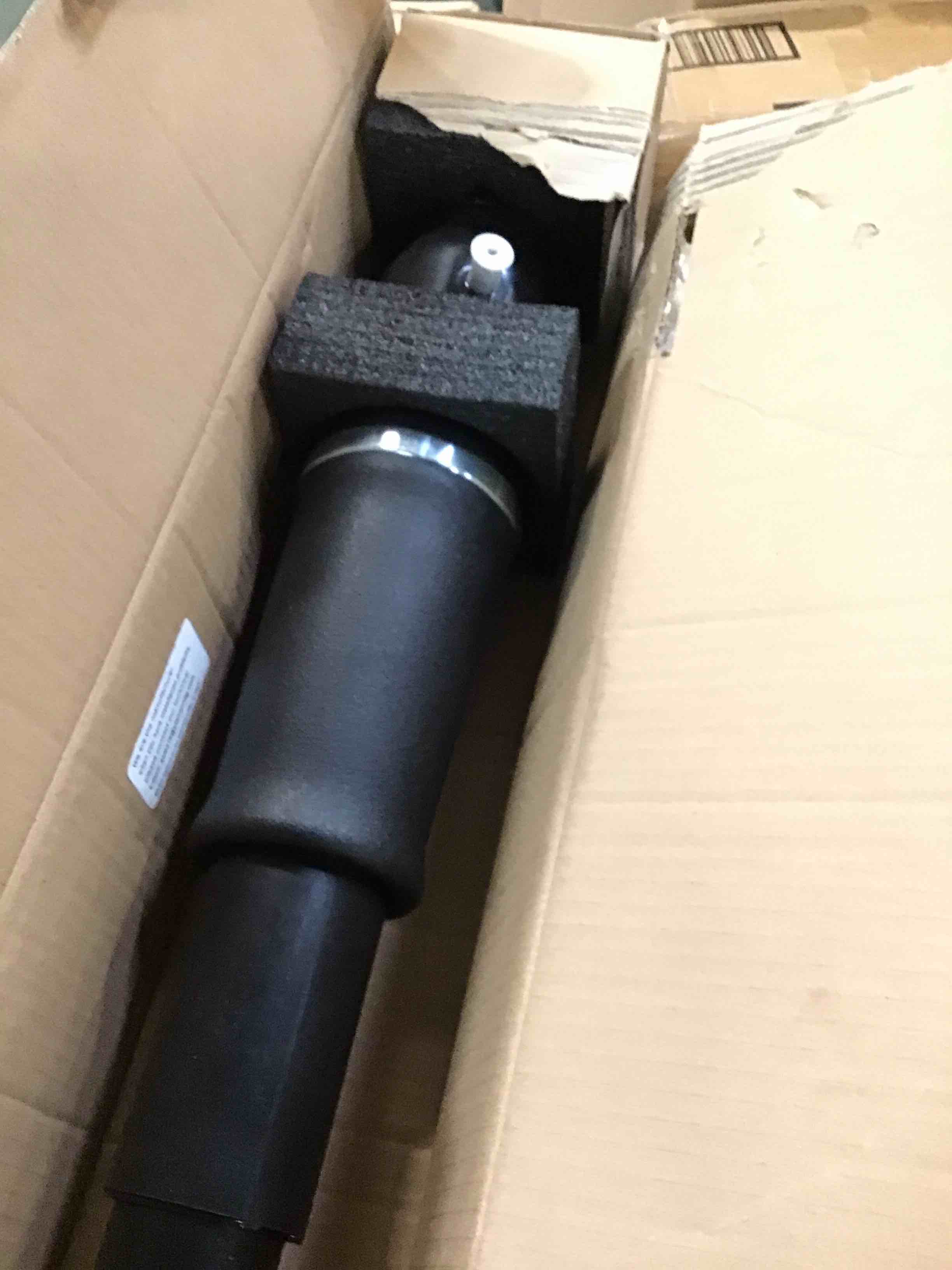 https://s3.amazonaws.com/lotting-images-prod/bidfta/PNK3570536_1750943082062.jpeg