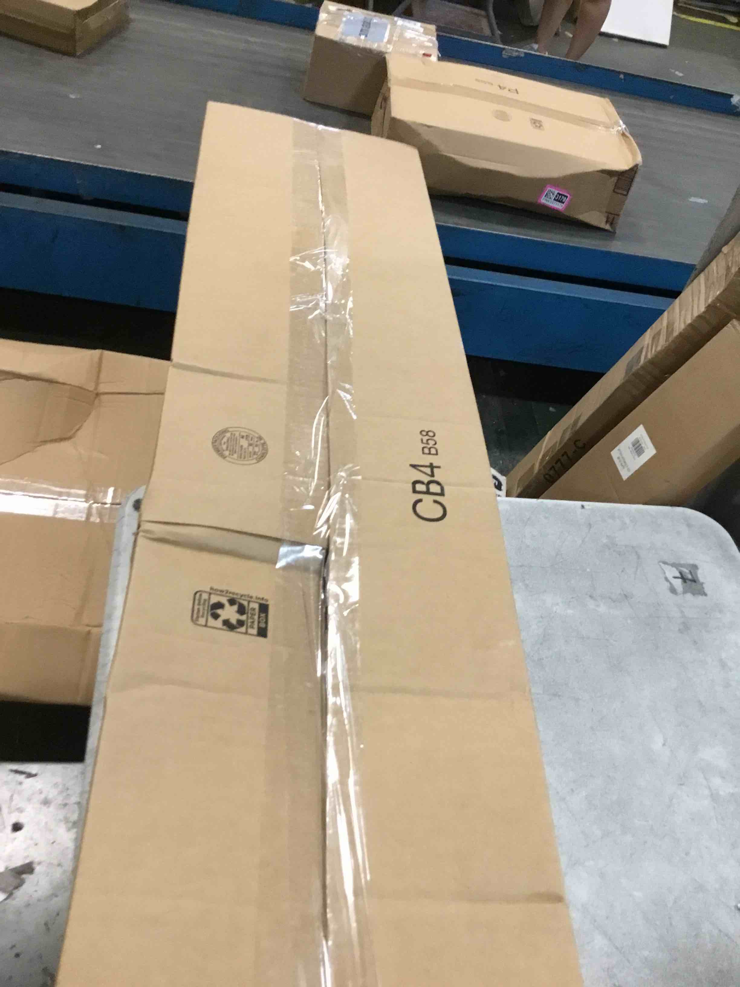 https://s3.amazonaws.com/lotting-images-prod/bidfta/PNK3570772_1751028476042.jpeg