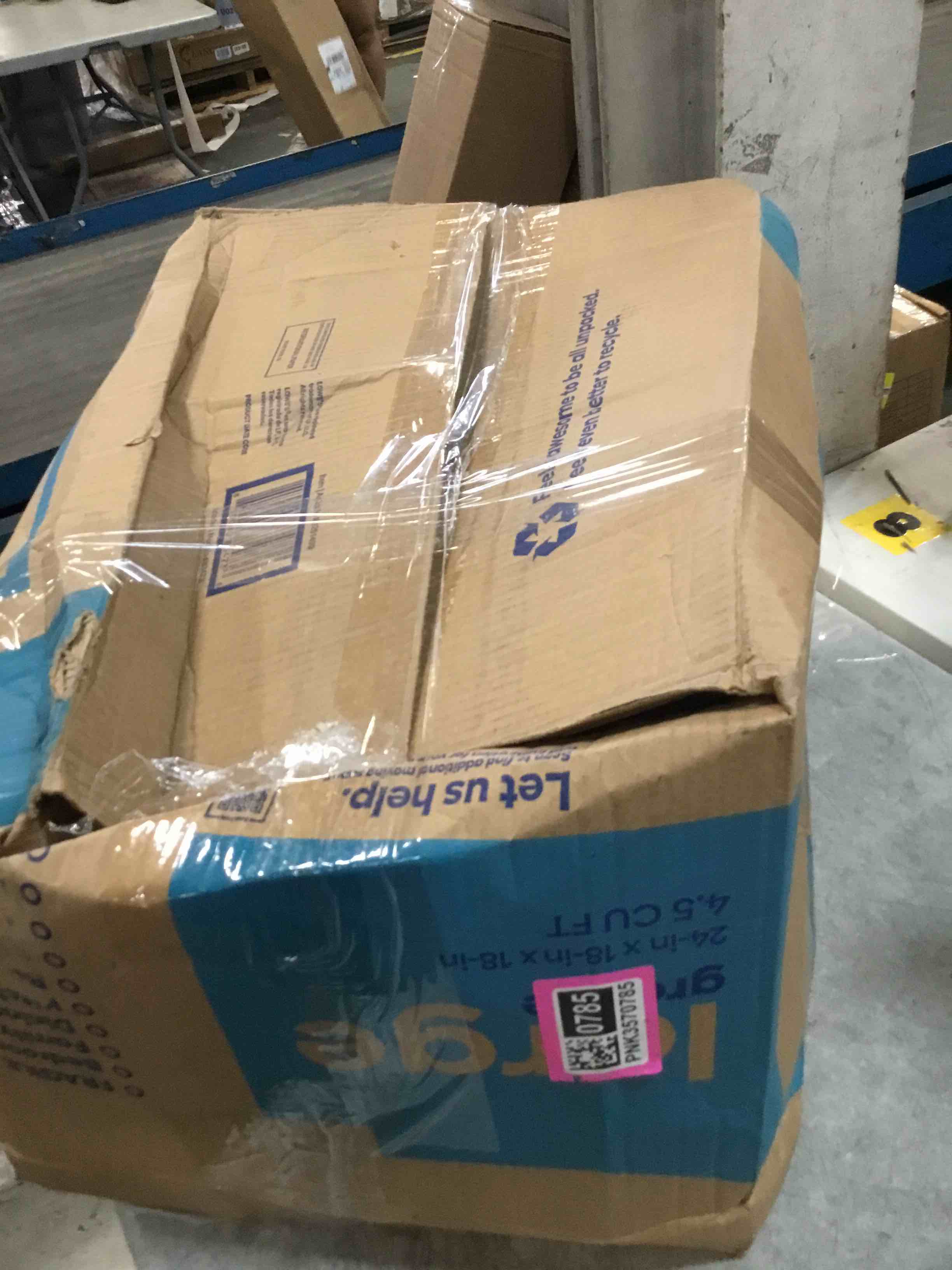 https://s3.amazonaws.com/lotting-images-prod/bidfta/PNK3570785_1751029548689.jpeg