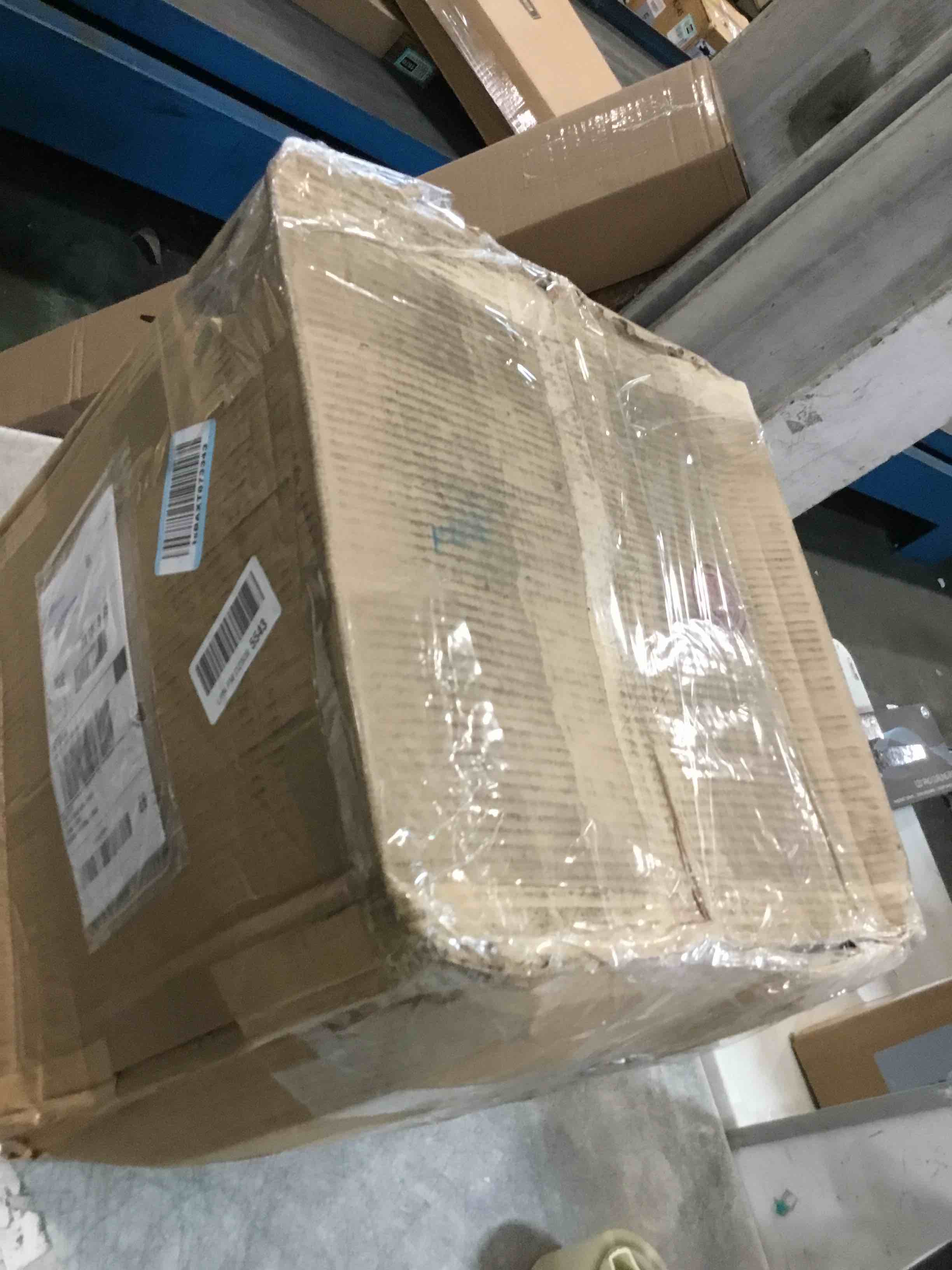 https://s3.amazonaws.com/lotting-images-prod/bidfta/PNK3570805_1751031282237.jpeg