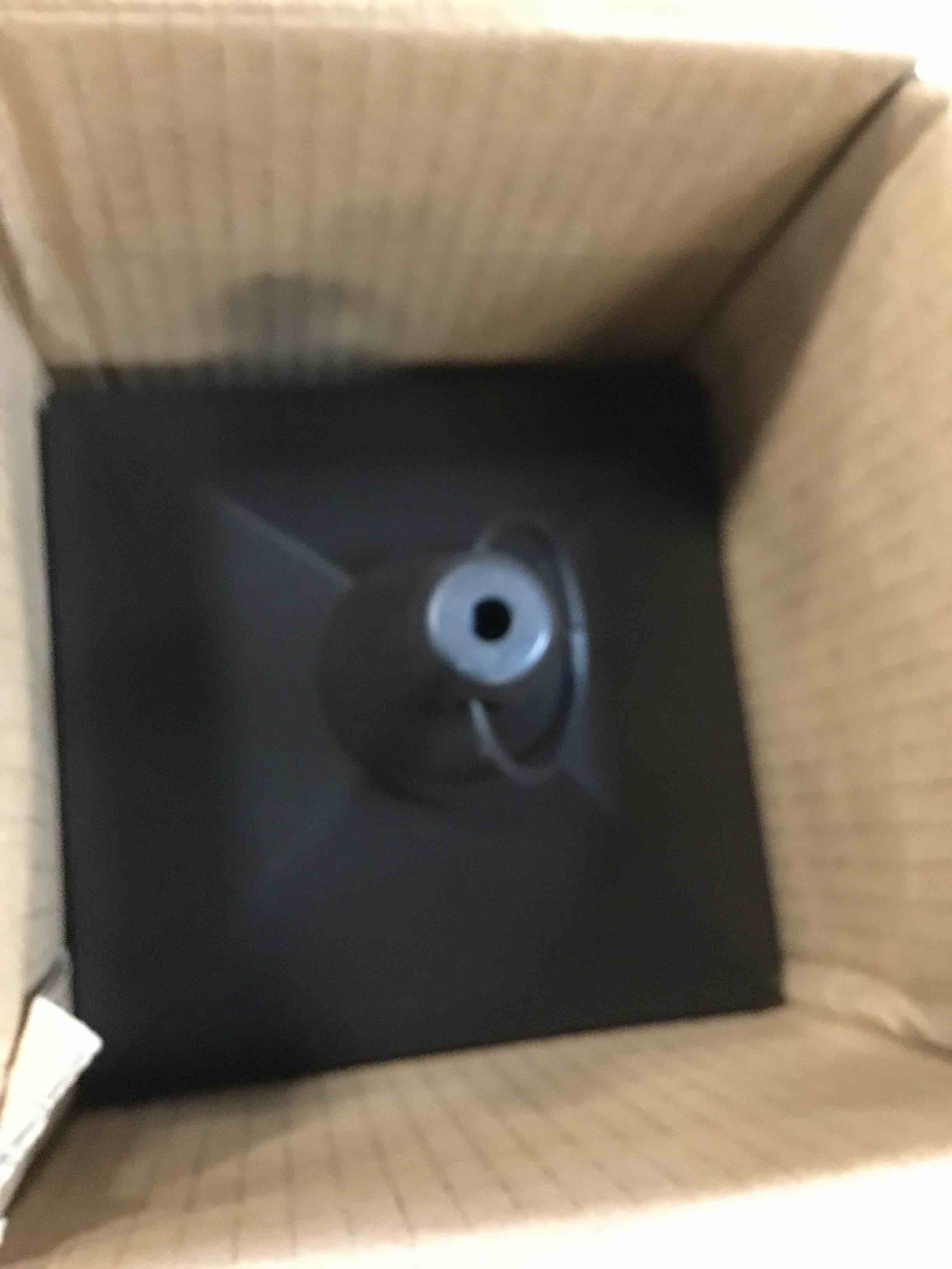 https://s3.amazonaws.com/lotting-images-prod/bidfta/PNK3570842_1751036243381.jpeg