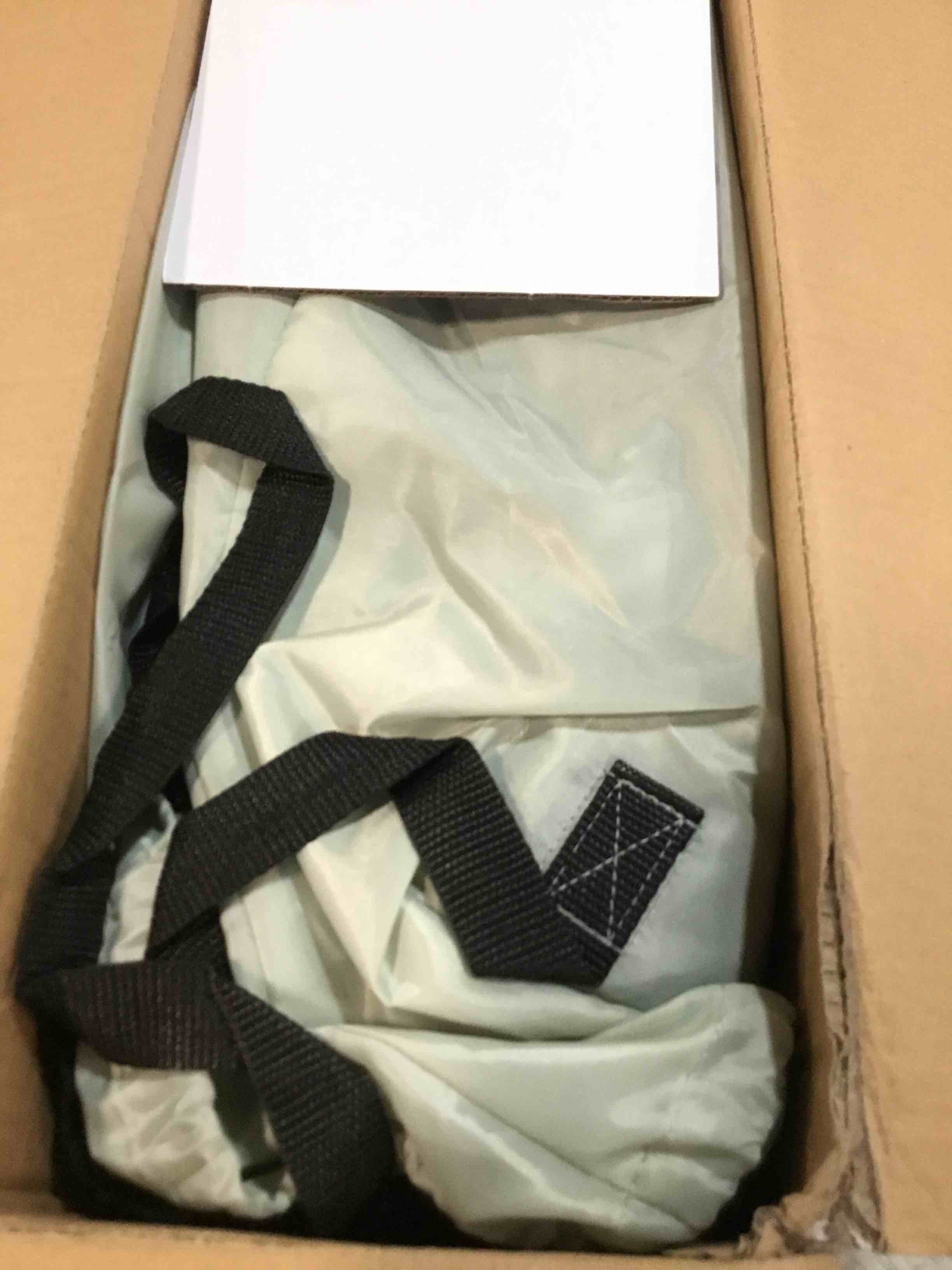 https://s3.amazonaws.com/lotting-images-prod/bidfta/PNK3570843_1751036315008.jpeg