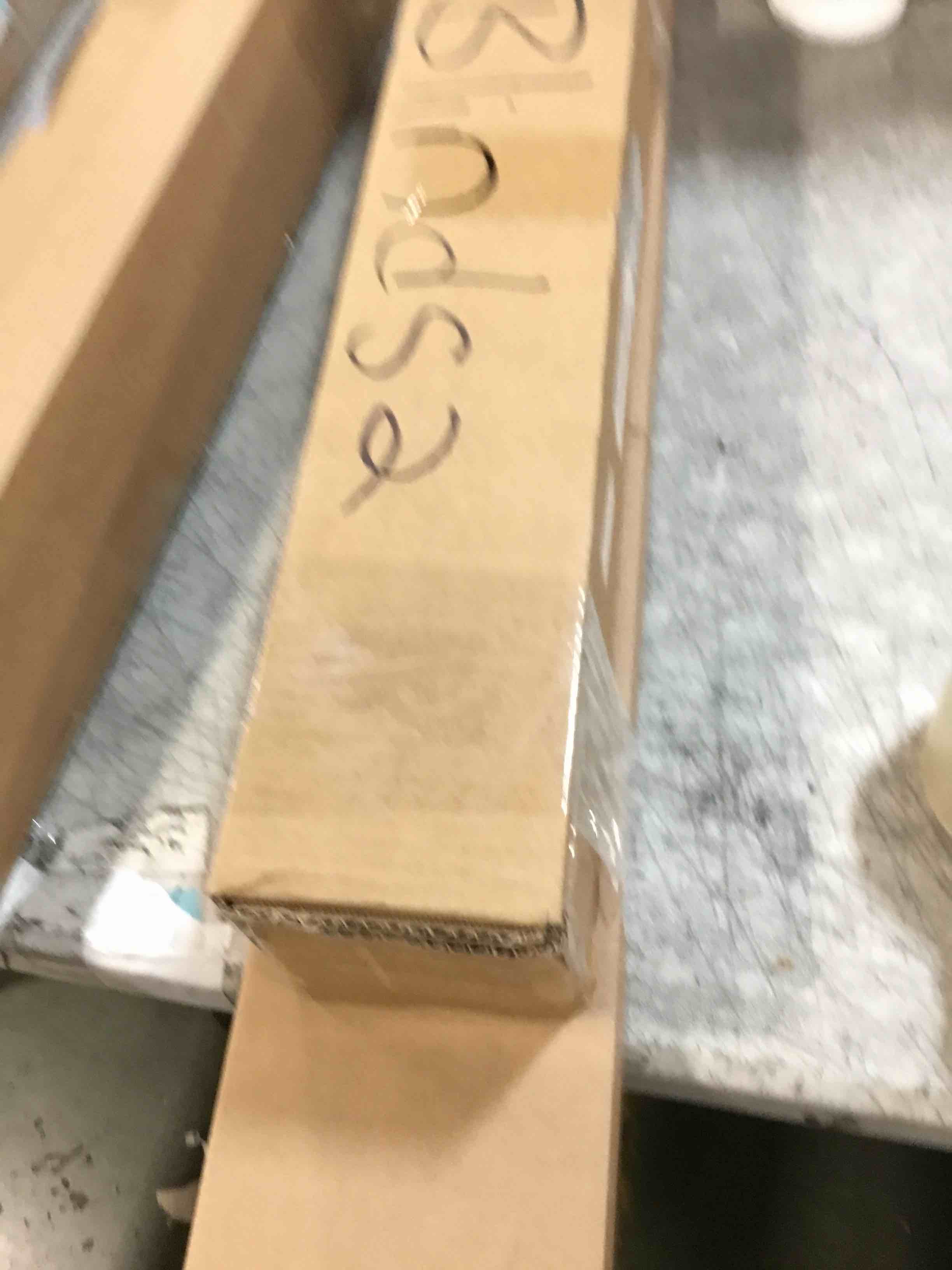 https://s3.amazonaws.com/lotting-images-prod/bidfta/PNK3570860_1751038778150.jpeg