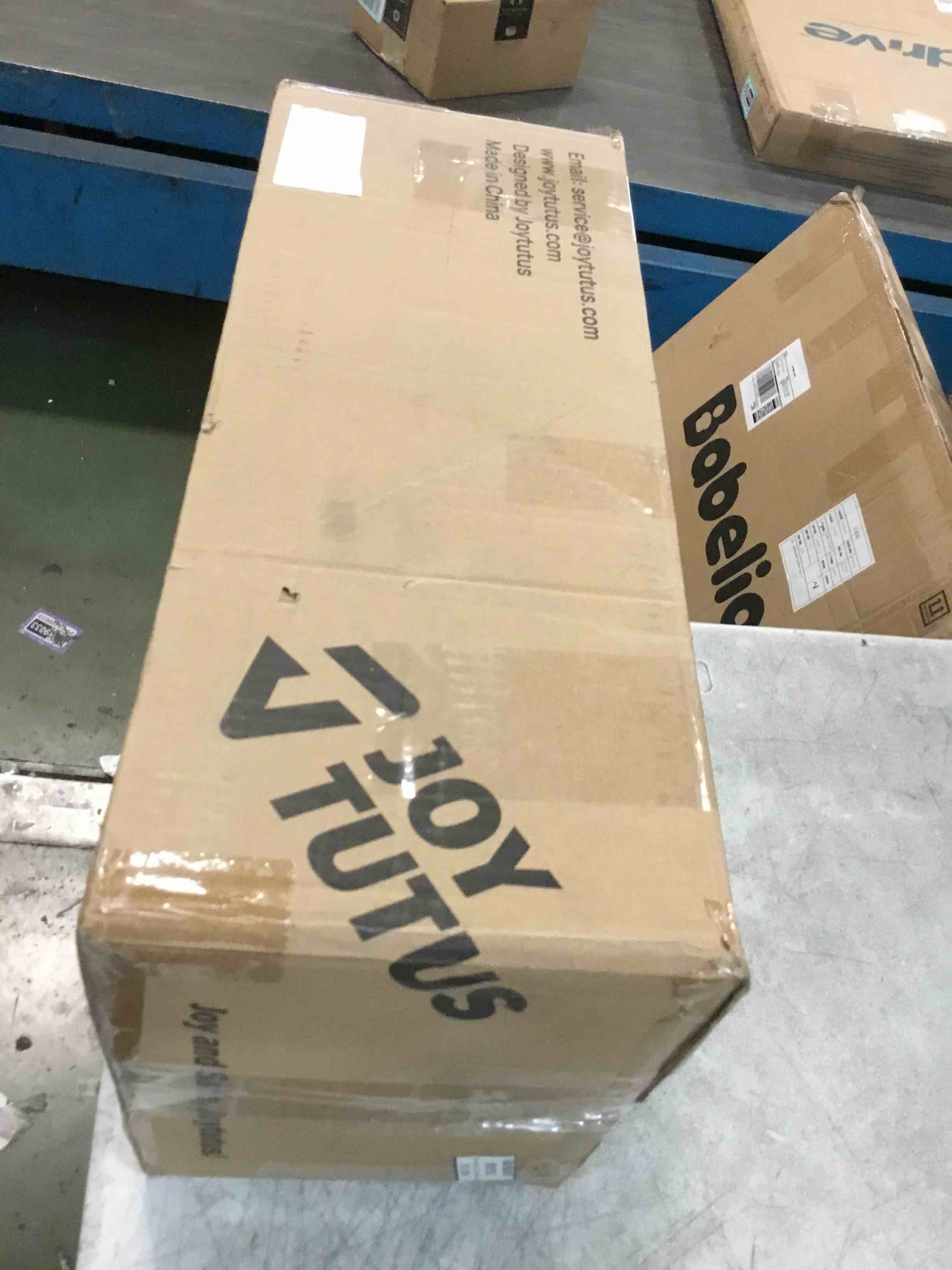 https://s3.amazonaws.com/lotting-images-prod/bidfta/PNK3570896_1751041827634.jpeg