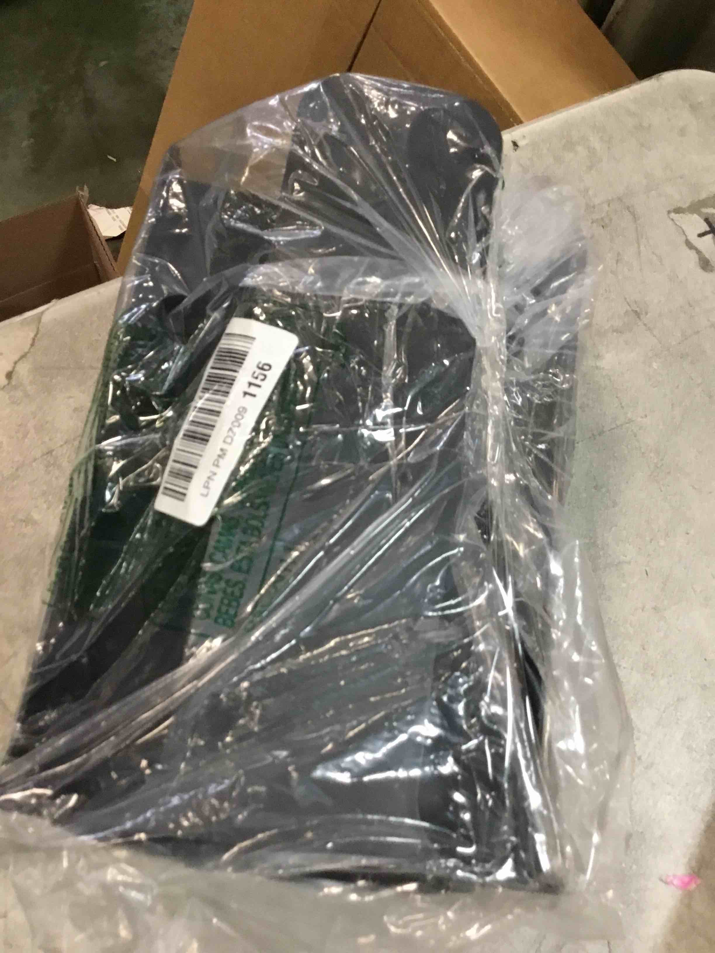 https://s3.amazonaws.com/lotting-images-prod/bidfta/PNK3570970_1751052484769.jpeg
