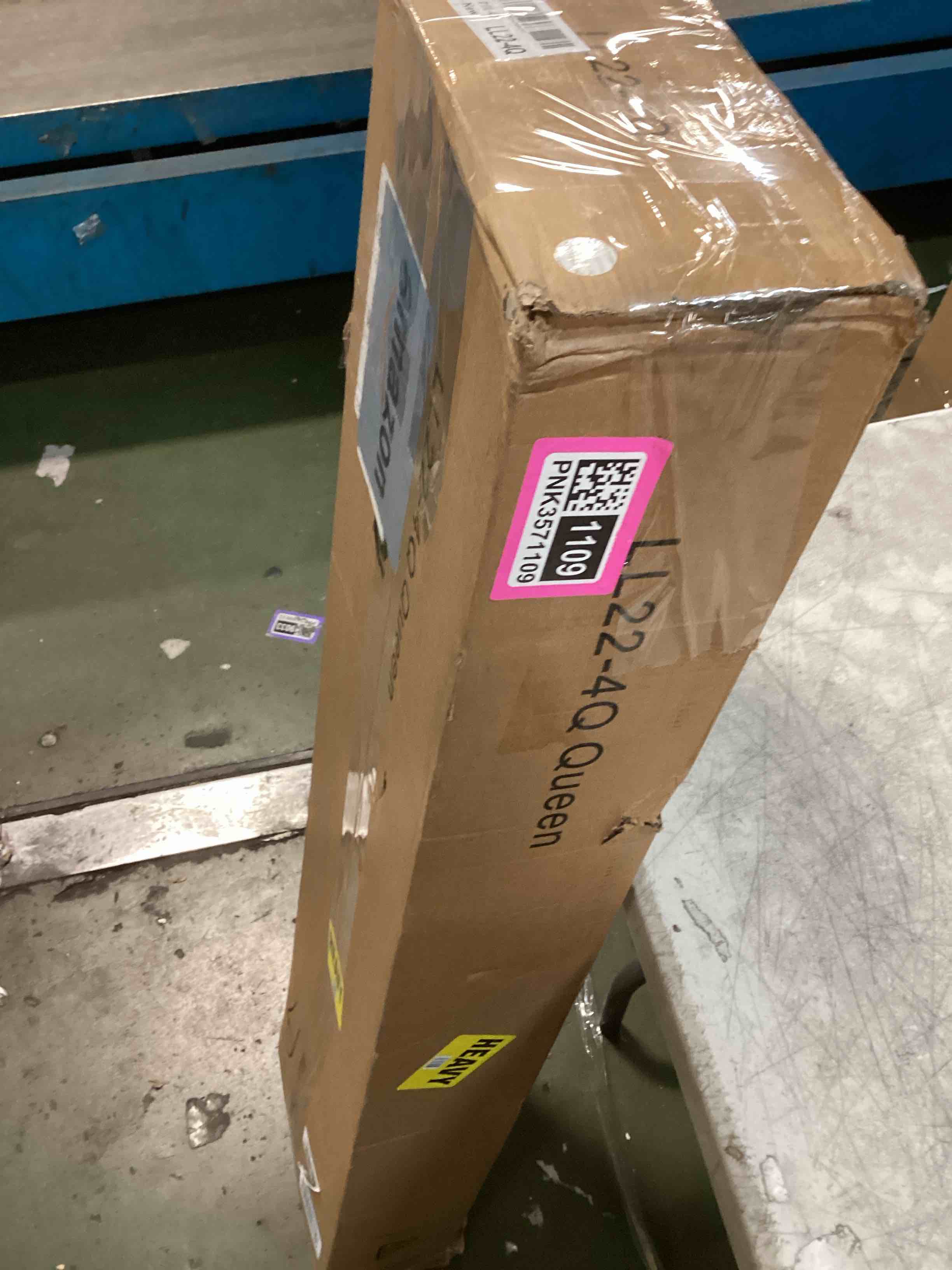 https://s3.amazonaws.com/lotting-images-prod/bidfta/PNK3571109_1749909801220.jpeg