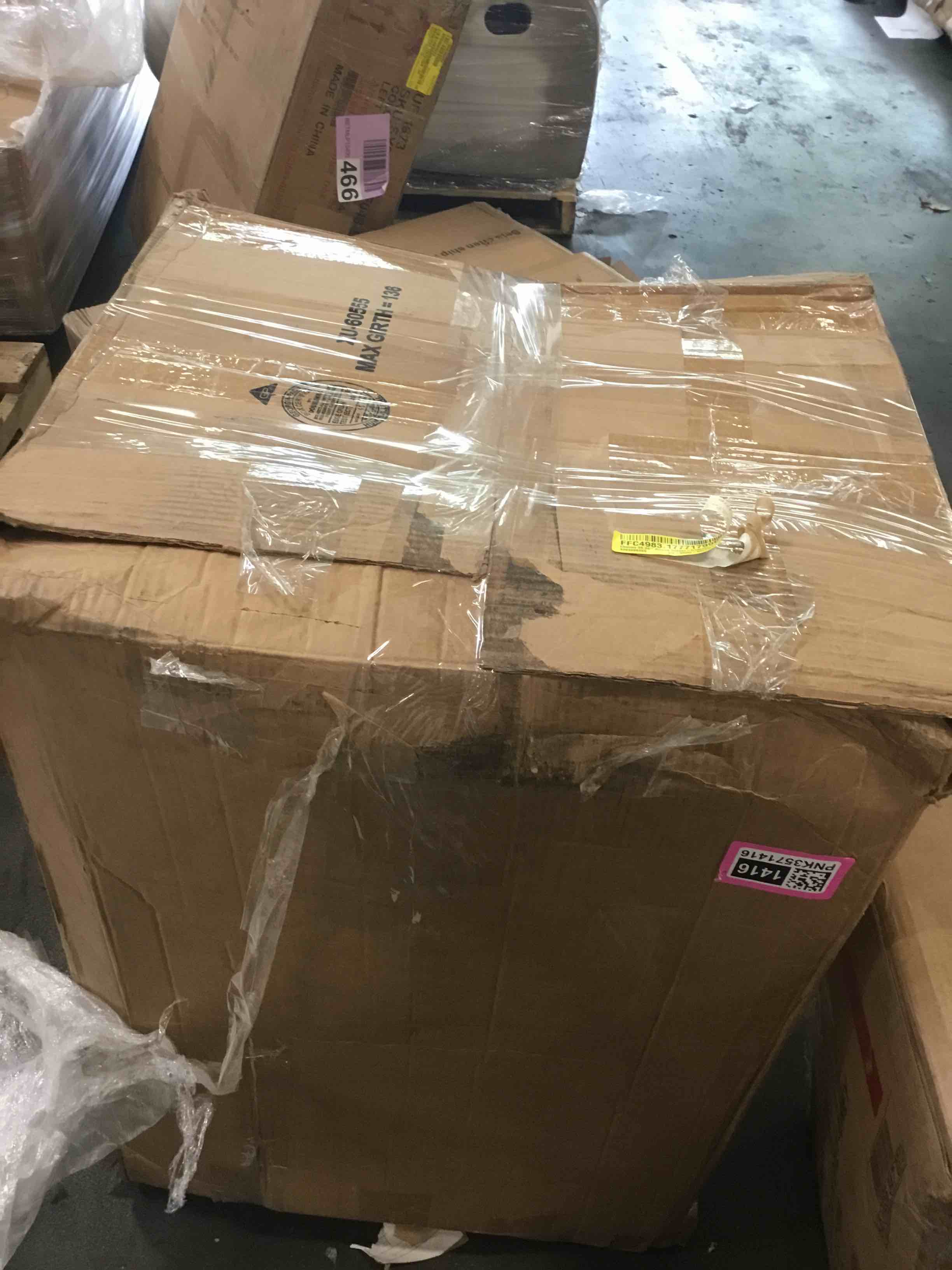 https://s3.amazonaws.com/lotting-images-prod/bidfta/PNK3571416_1750175591526.jpeg