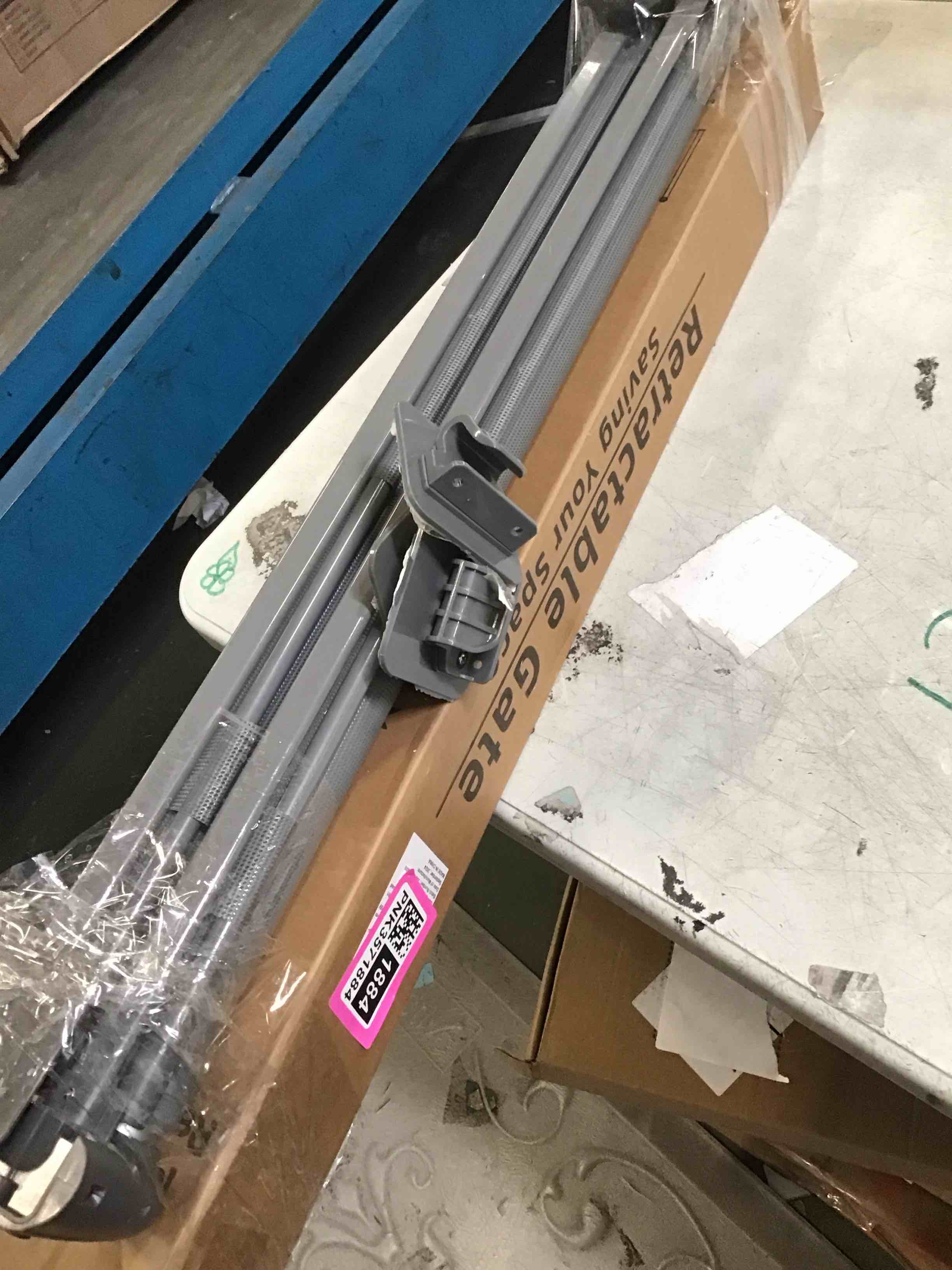 https://s3.amazonaws.com/lotting-images-prod/bidfta/PNK3571884_1750444818060.jpeg