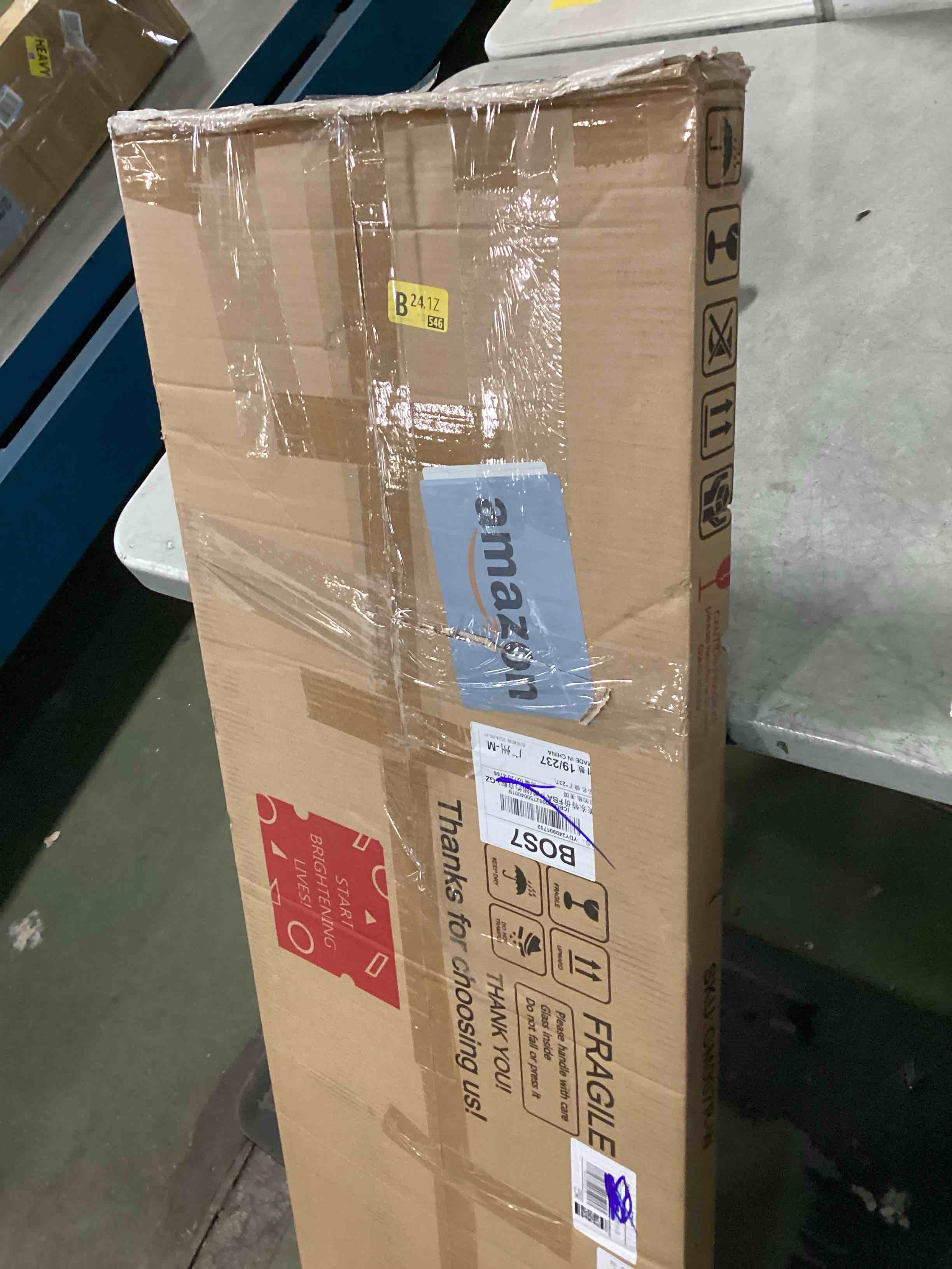 https://s3.amazonaws.com/lotting-images-prod/bidfta/PNK3571952_1750506723260.jpeg