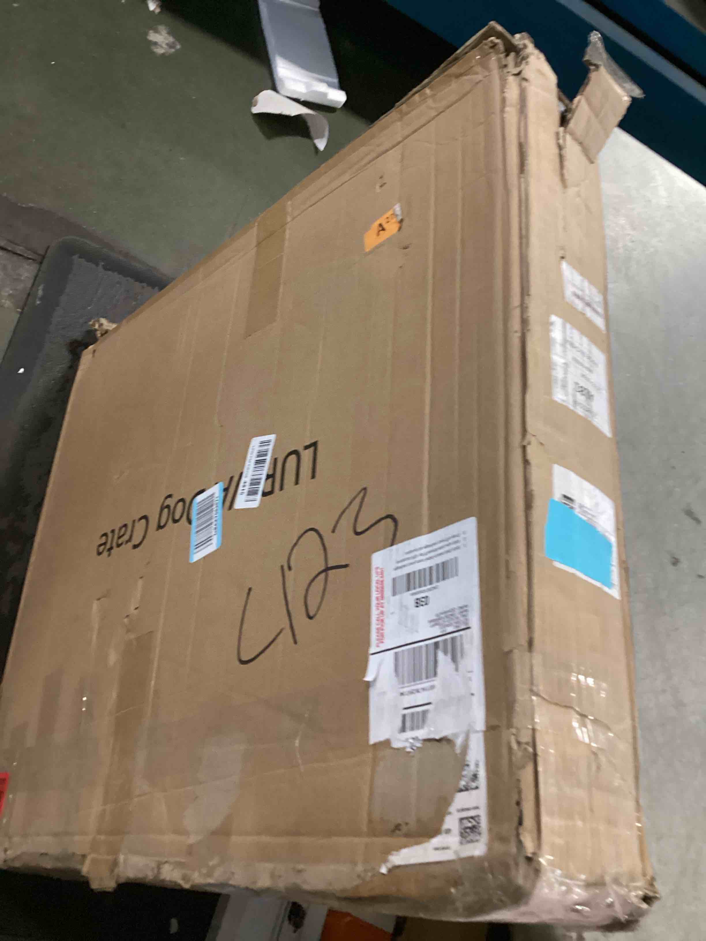 https://s3.amazonaws.com/lotting-images-prod/bidfta/PNK3571967_1750507746716.jpeg