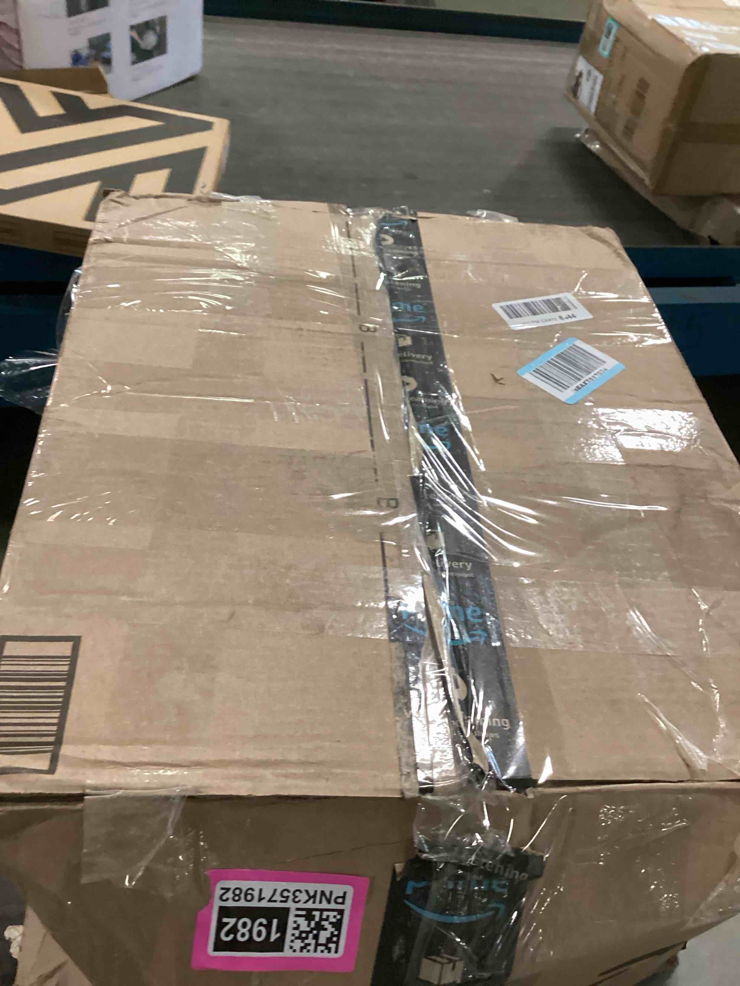 https://s3.amazonaws.com/lotting-images-prod/bidfta/PNK3571982_1750509759013.jpeg