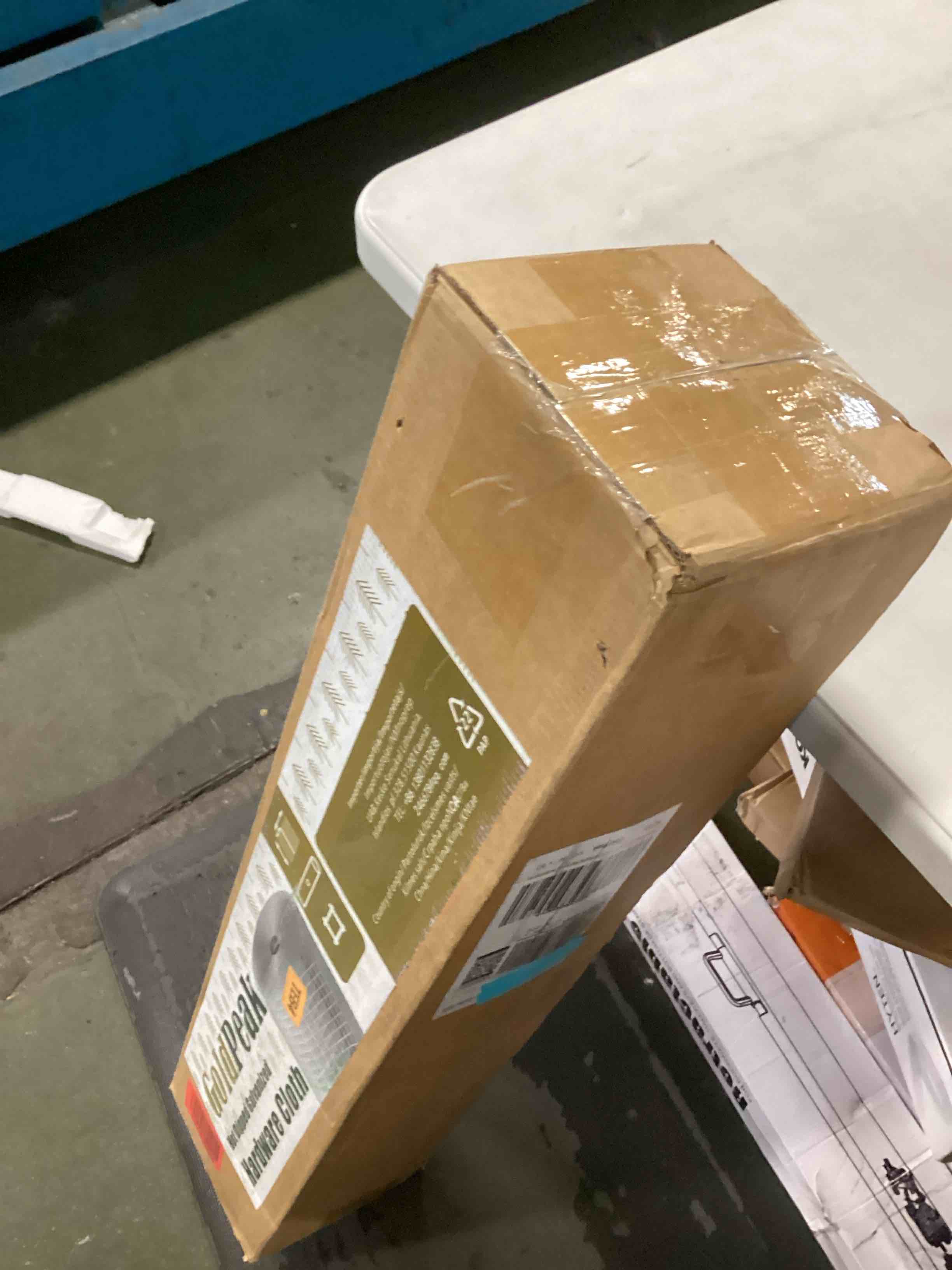 https://s3.amazonaws.com/lotting-images-prod/bidfta/PNK3572120_1750527580372.jpeg