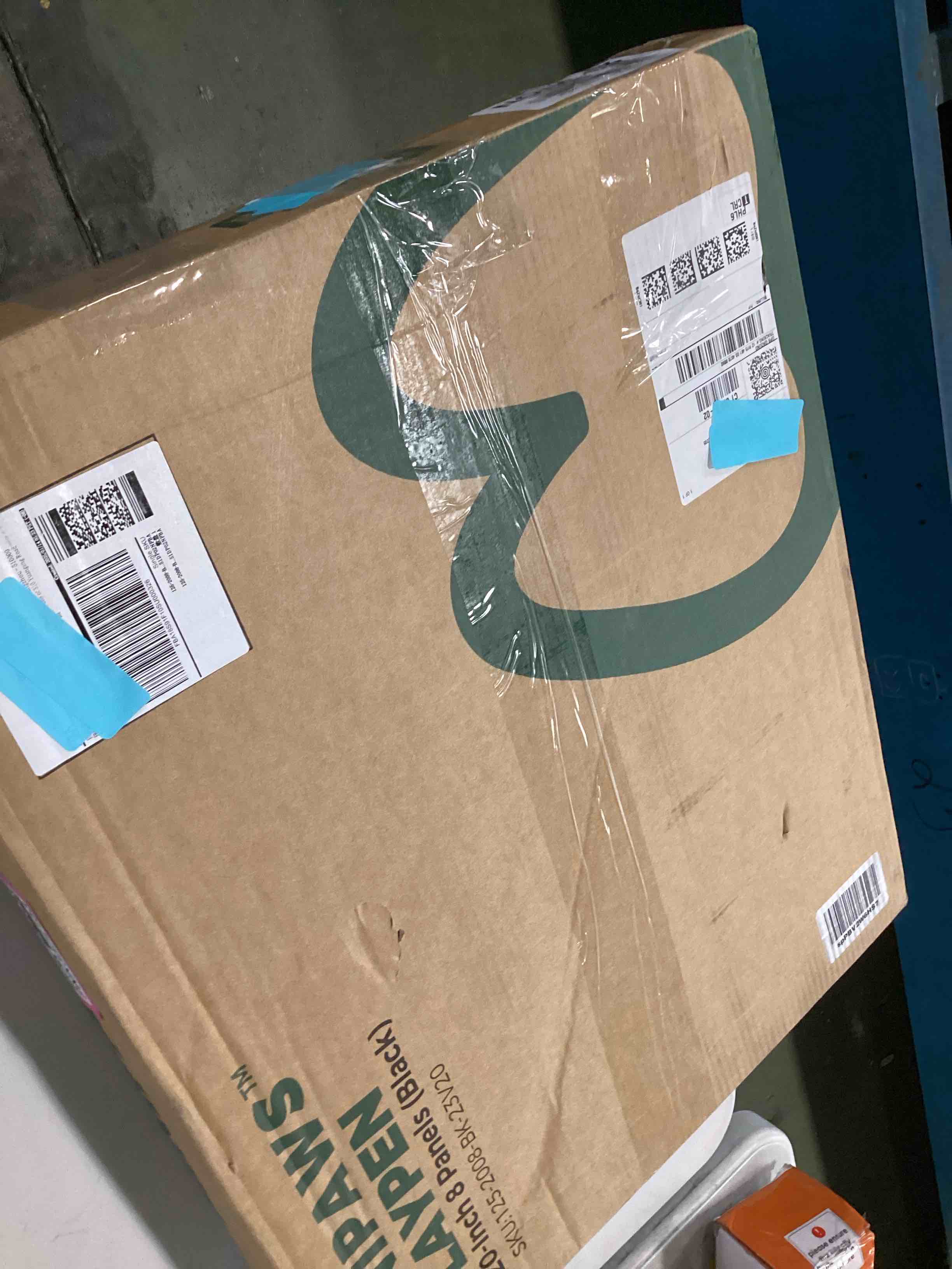 https://s3.amazonaws.com/lotting-images-prod/bidfta/PNK3572153_1750531519154.jpeg