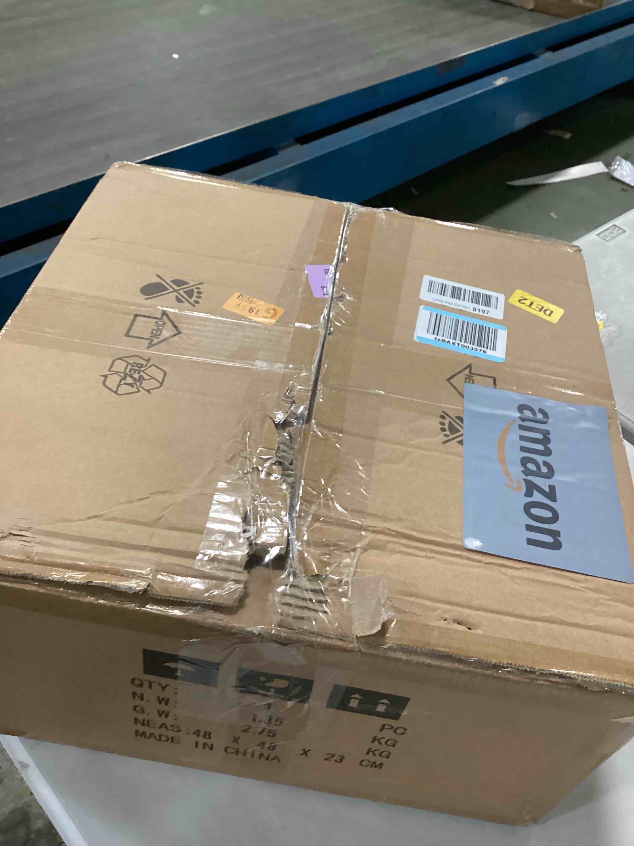 https://s3.amazonaws.com/lotting-images-prod/bidfta/PNK3572155_1750531748202.jpeg