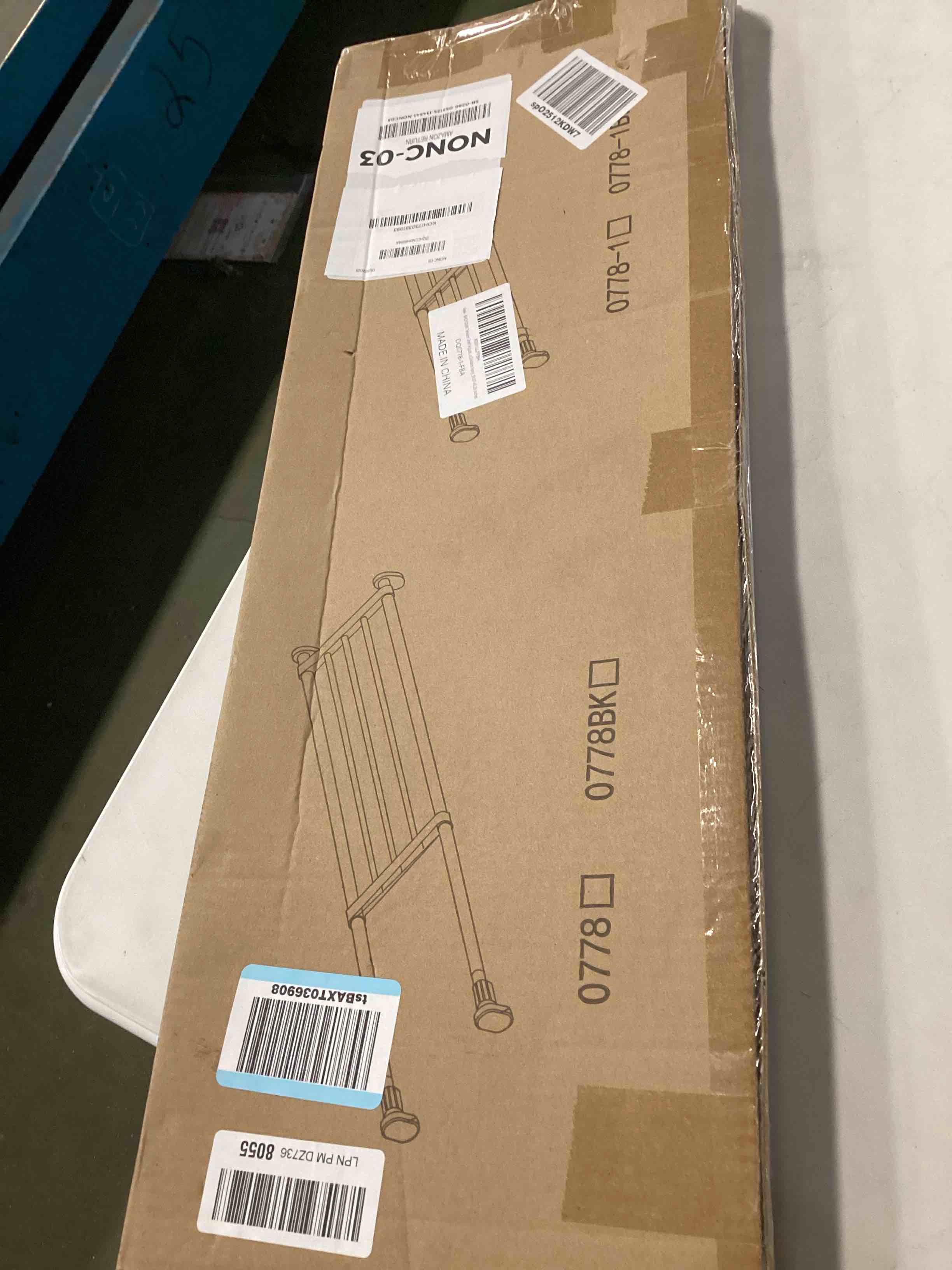 https://s3.amazonaws.com/lotting-images-prod/bidfta/PNK3572159_1750533069235.jpeg