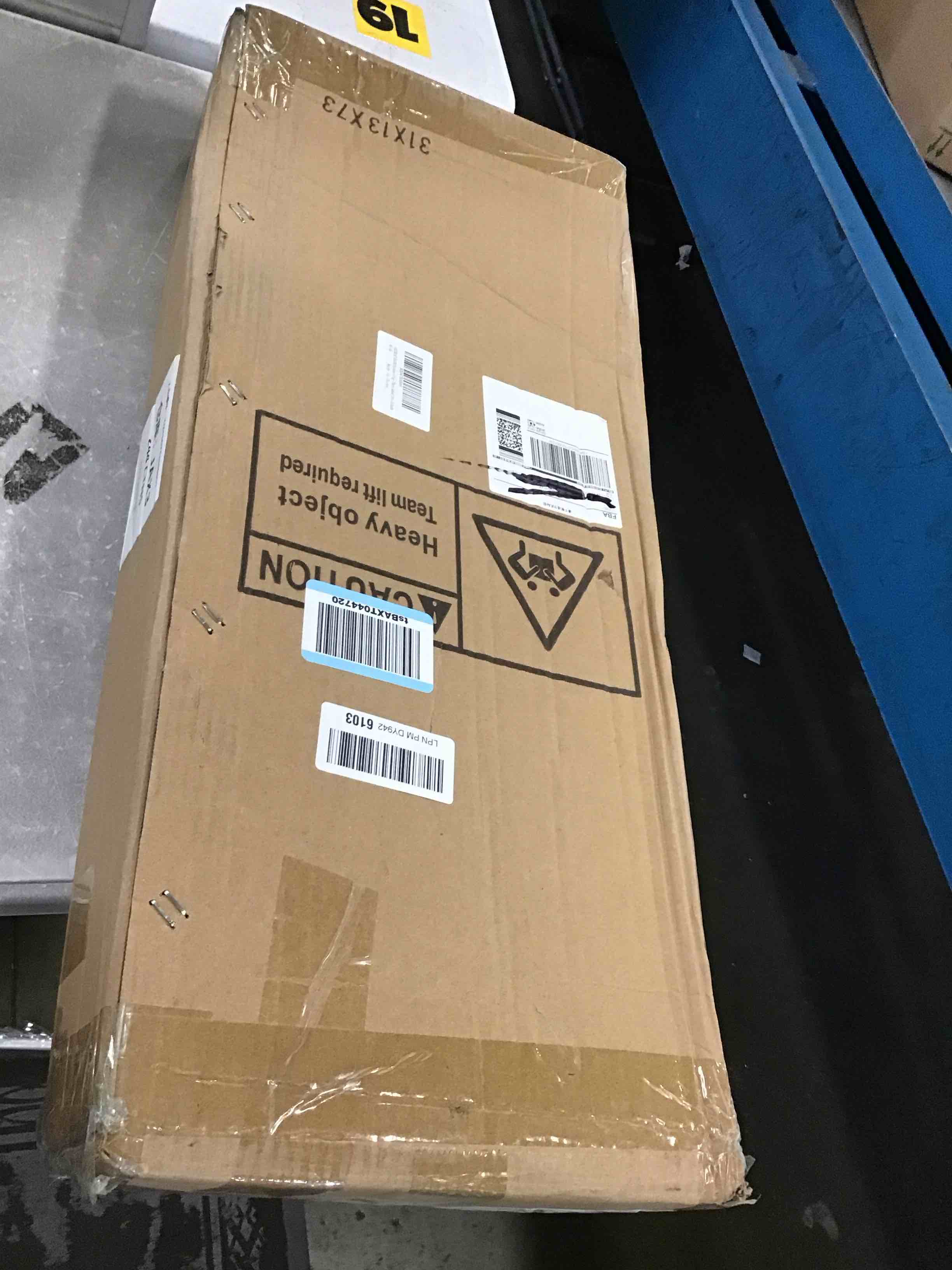 https://s3.amazonaws.com/lotting-images-prod/bidfta/PNK3572948_1750943850296.jpeg