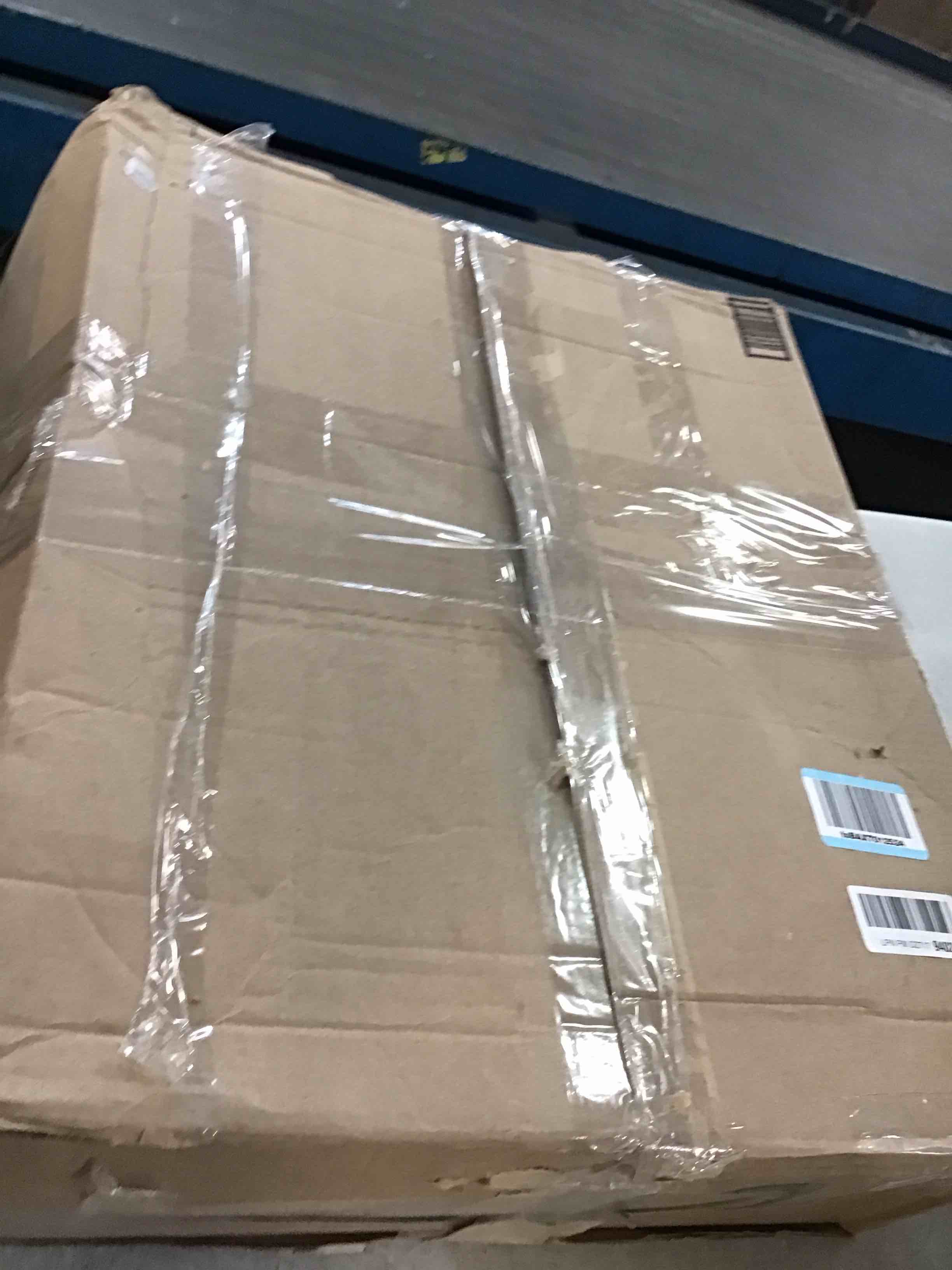 https://s3.amazonaws.com/lotting-images-prod/bidfta/PNK3573164_1751027012711.jpeg