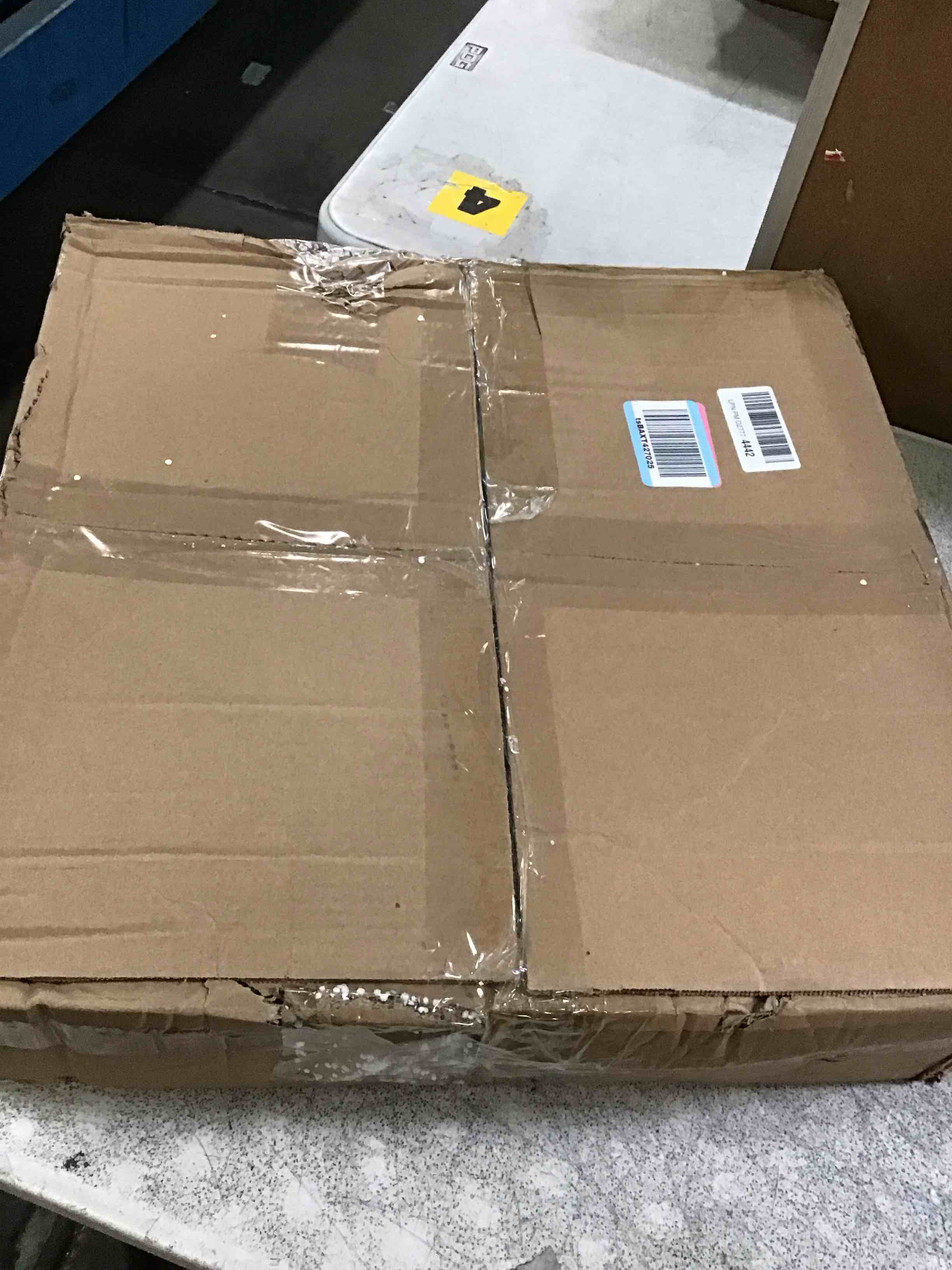 https://s3.amazonaws.com/lotting-images-prod/bidfta/PNK3573424_1751288141597.jpeg