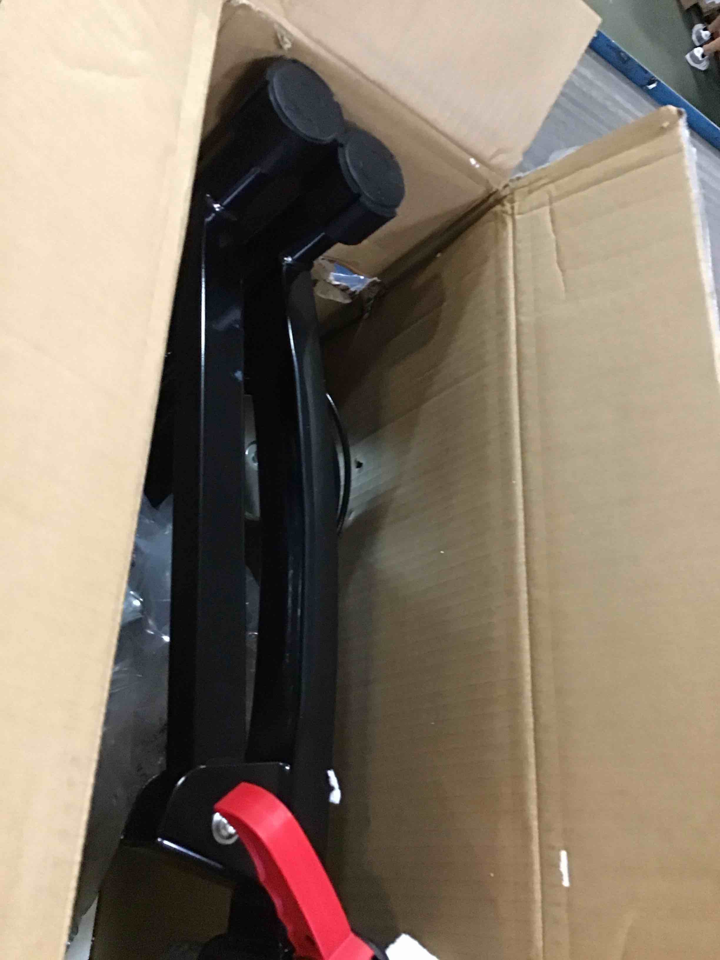 https://s3.amazonaws.com/lotting-images-prod/bidfta/PNK3573458_1751290924243.jpeg