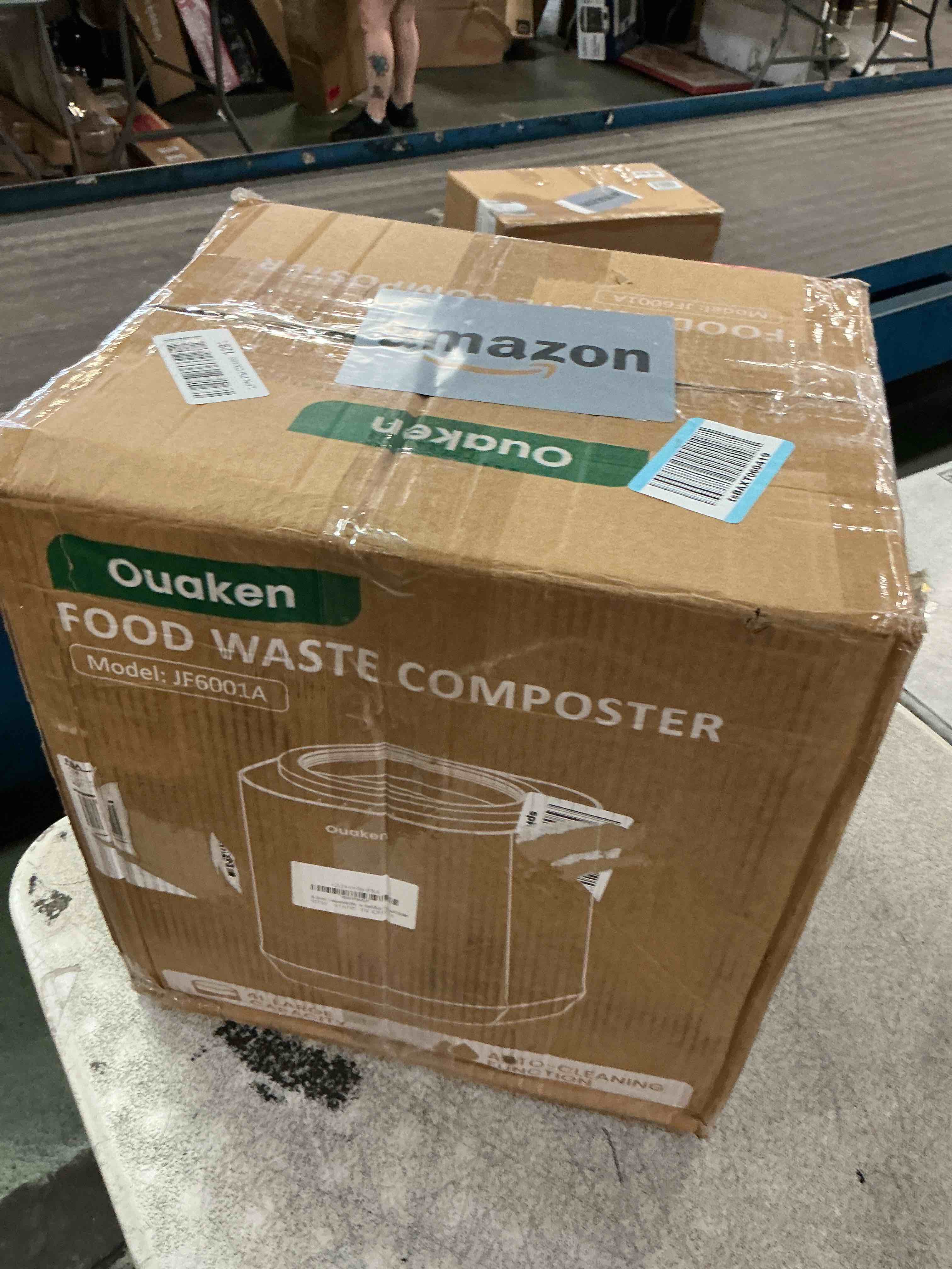 https://s3.amazonaws.com/lotting-images-prod/bidfta/PNK3573511_1751297148107.jpeg