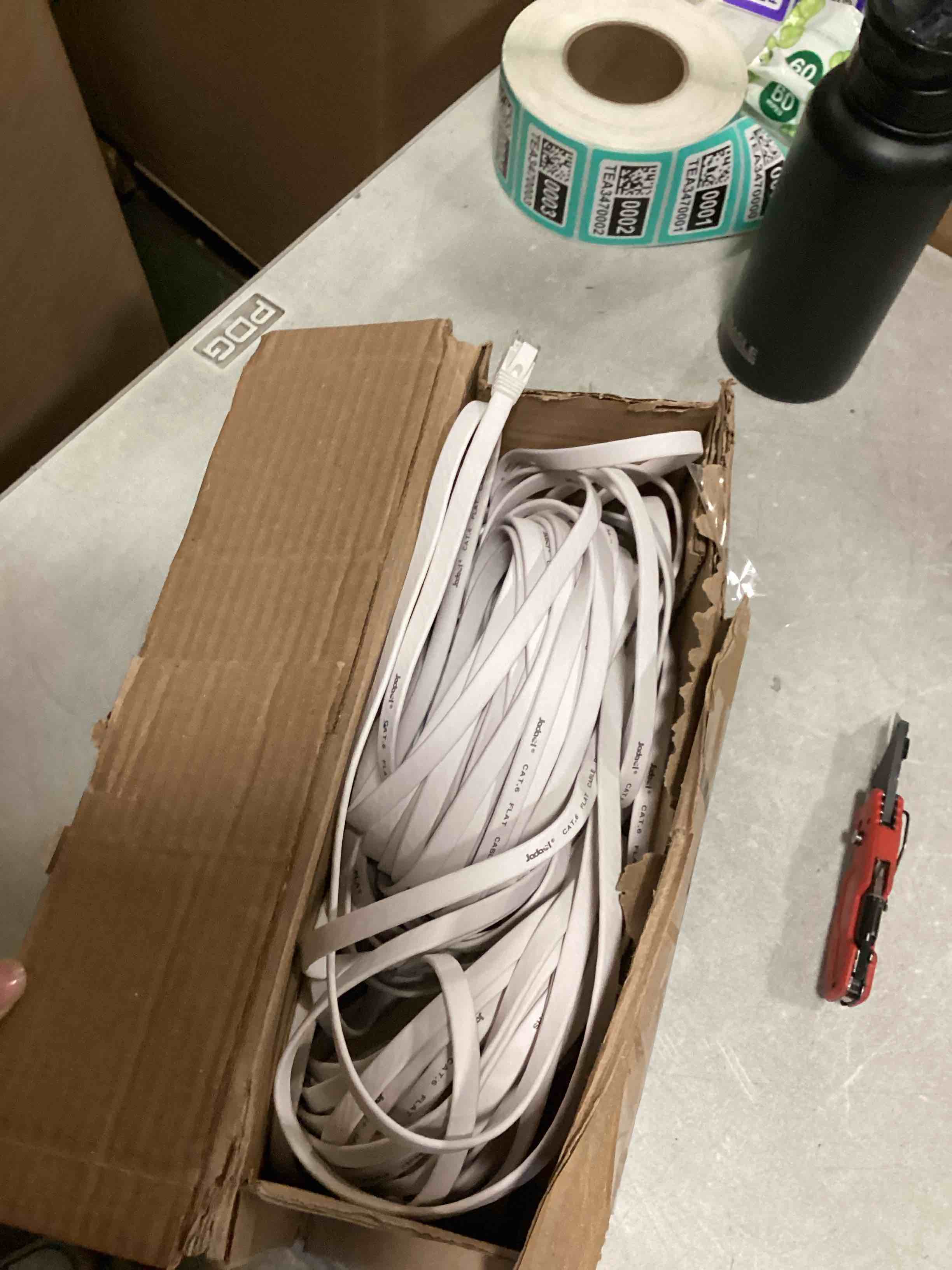 https://s3.amazonaws.com/lotting-images-prod/bidfta/PNK3577262_1747855972452.jpeg