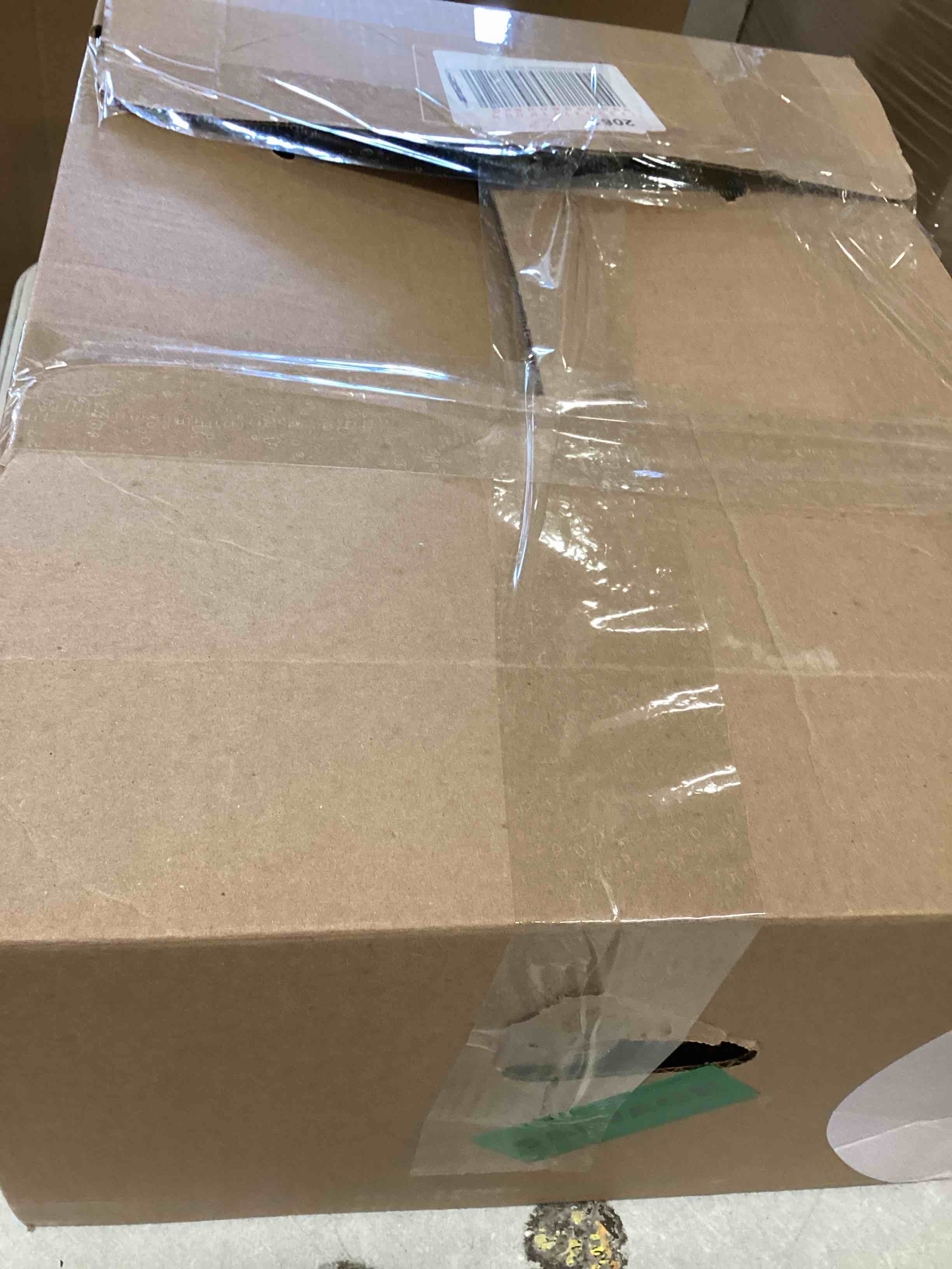 https://s3.amazonaws.com/lotting-images-prod/bidfta/PNK3577764_1749656373905.jpeg