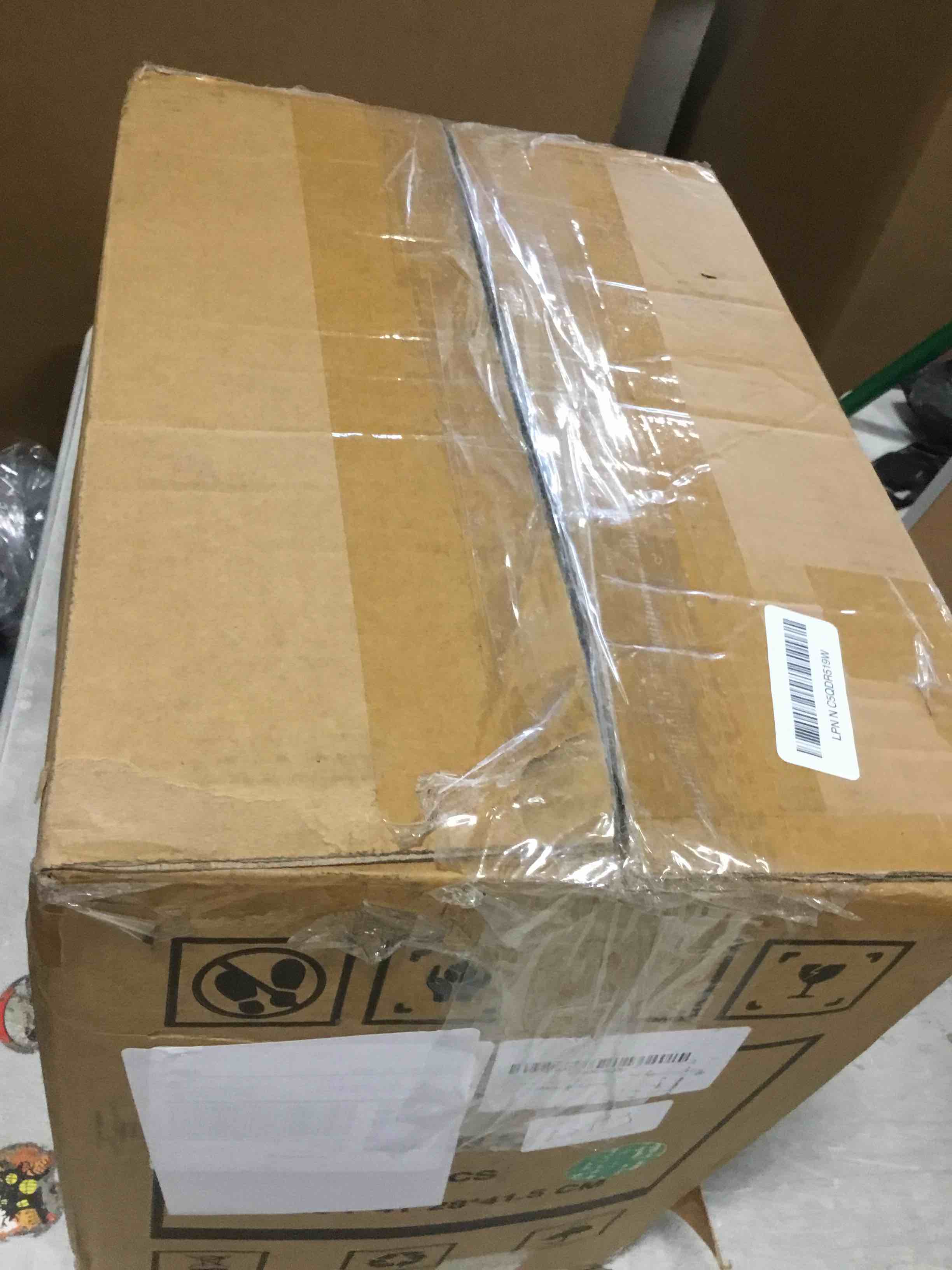 https://s3.amazonaws.com/lotting-images-prod/bidfta/PNK3578118_1749844189675.jpeg
