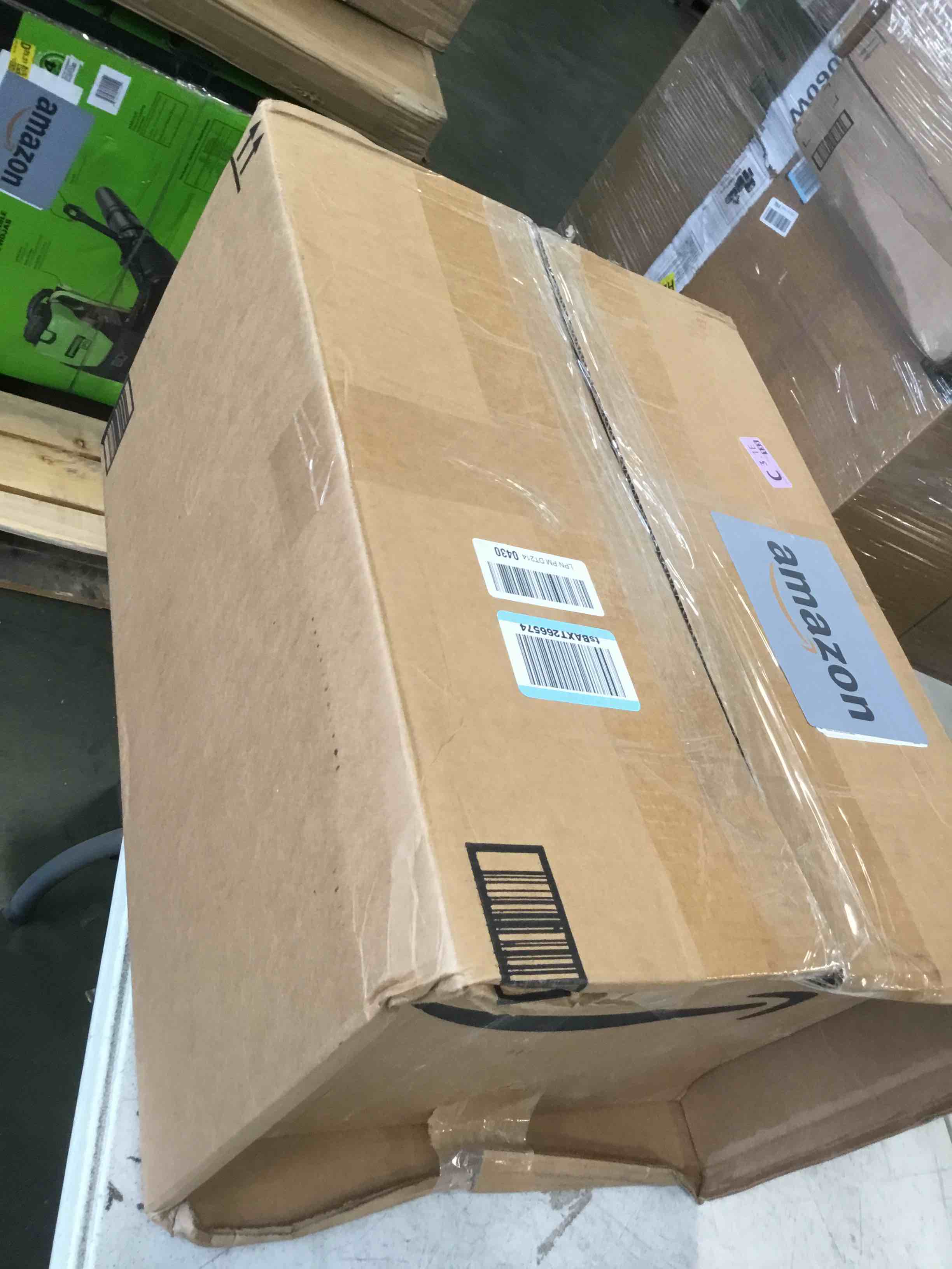 https://s3.amazonaws.com/lotting-images-prod/bidfta/PNK3580091_1747238467530.jpeg