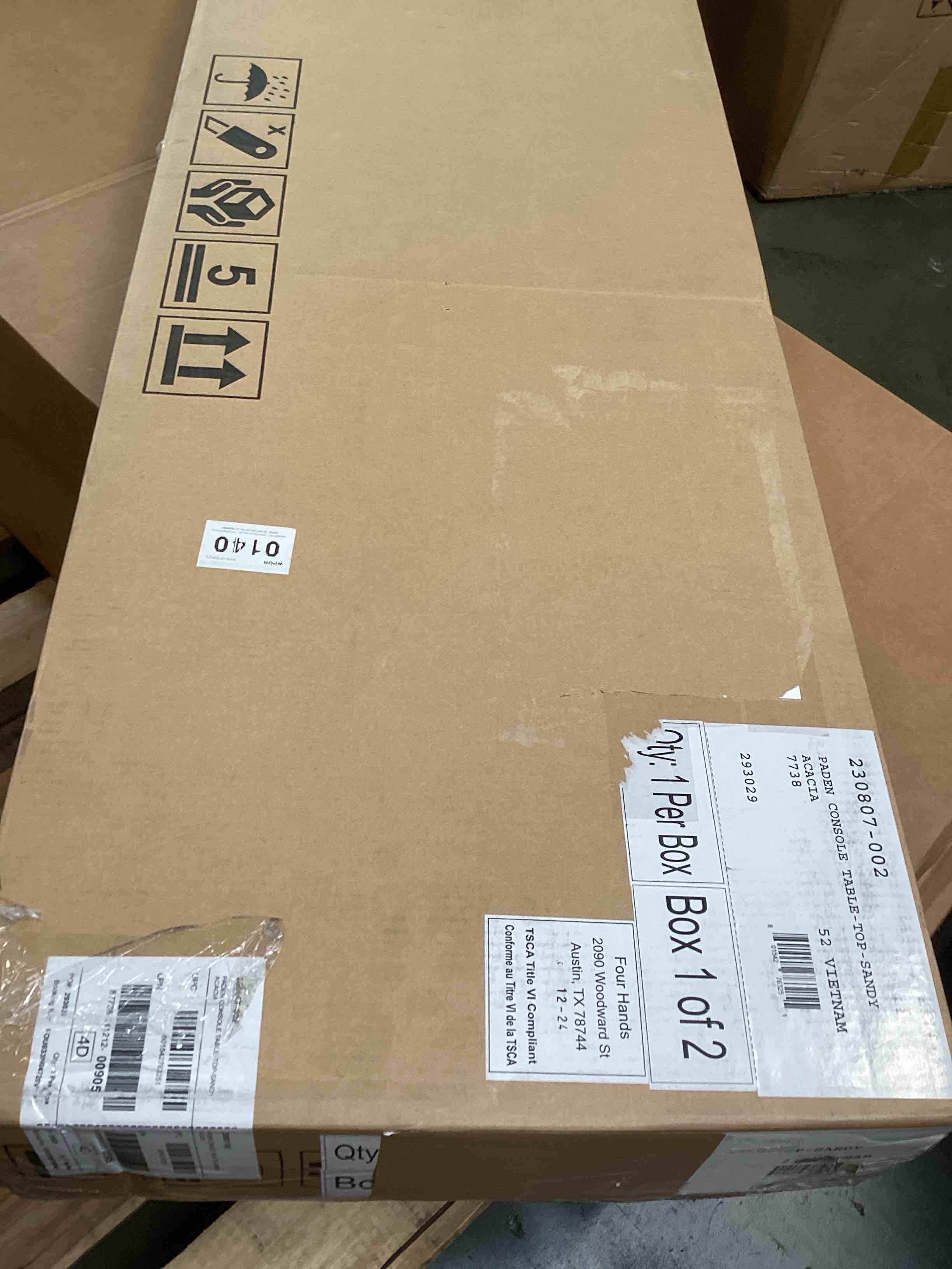 https://s3.amazonaws.com/lotting-images-prod/bidfta/PNK3580829_1749580679673.jpeg