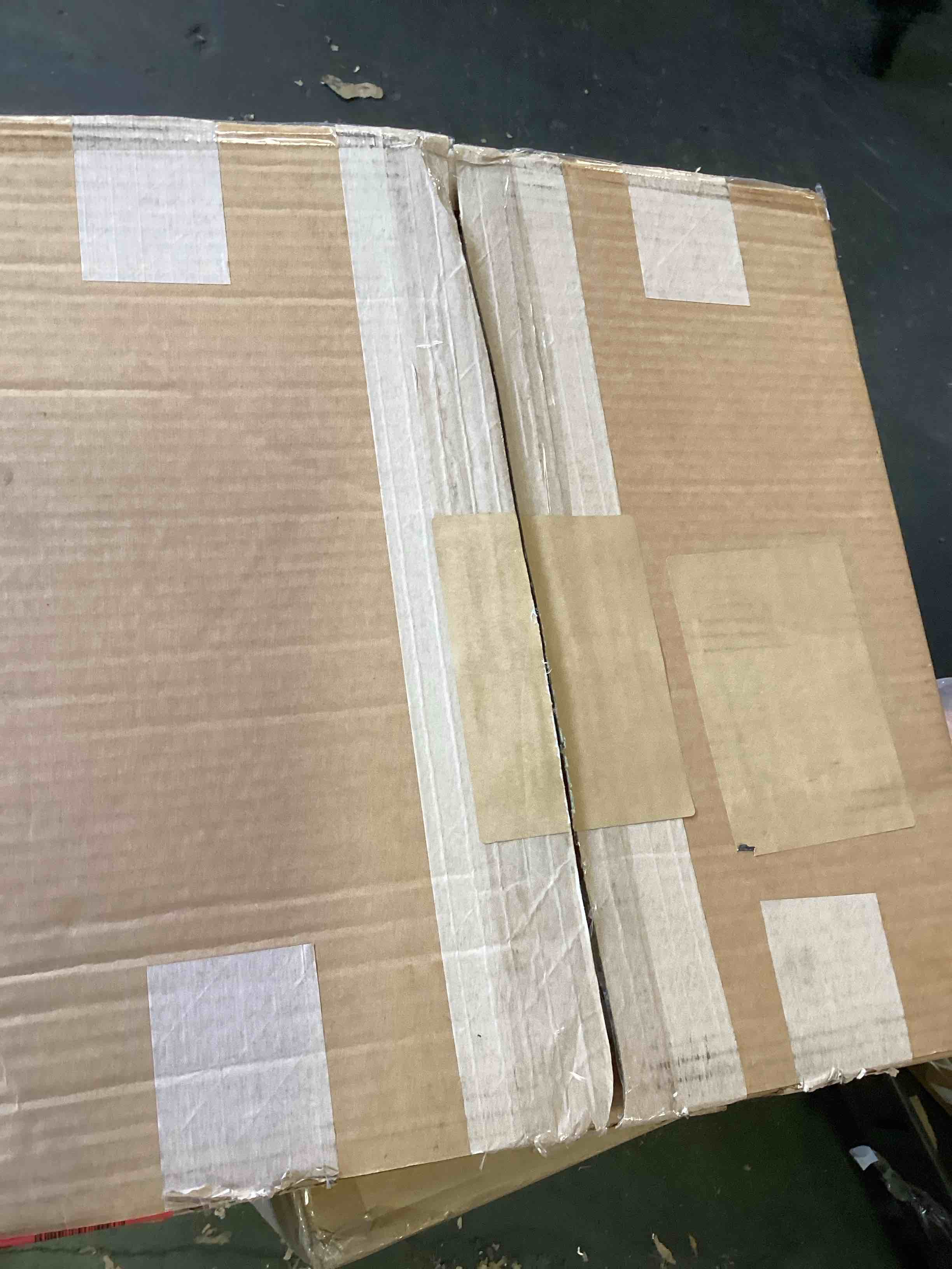 https://s3.amazonaws.com/lotting-images-prod/bidfta/PNK3580989_1749668523291.jpeg