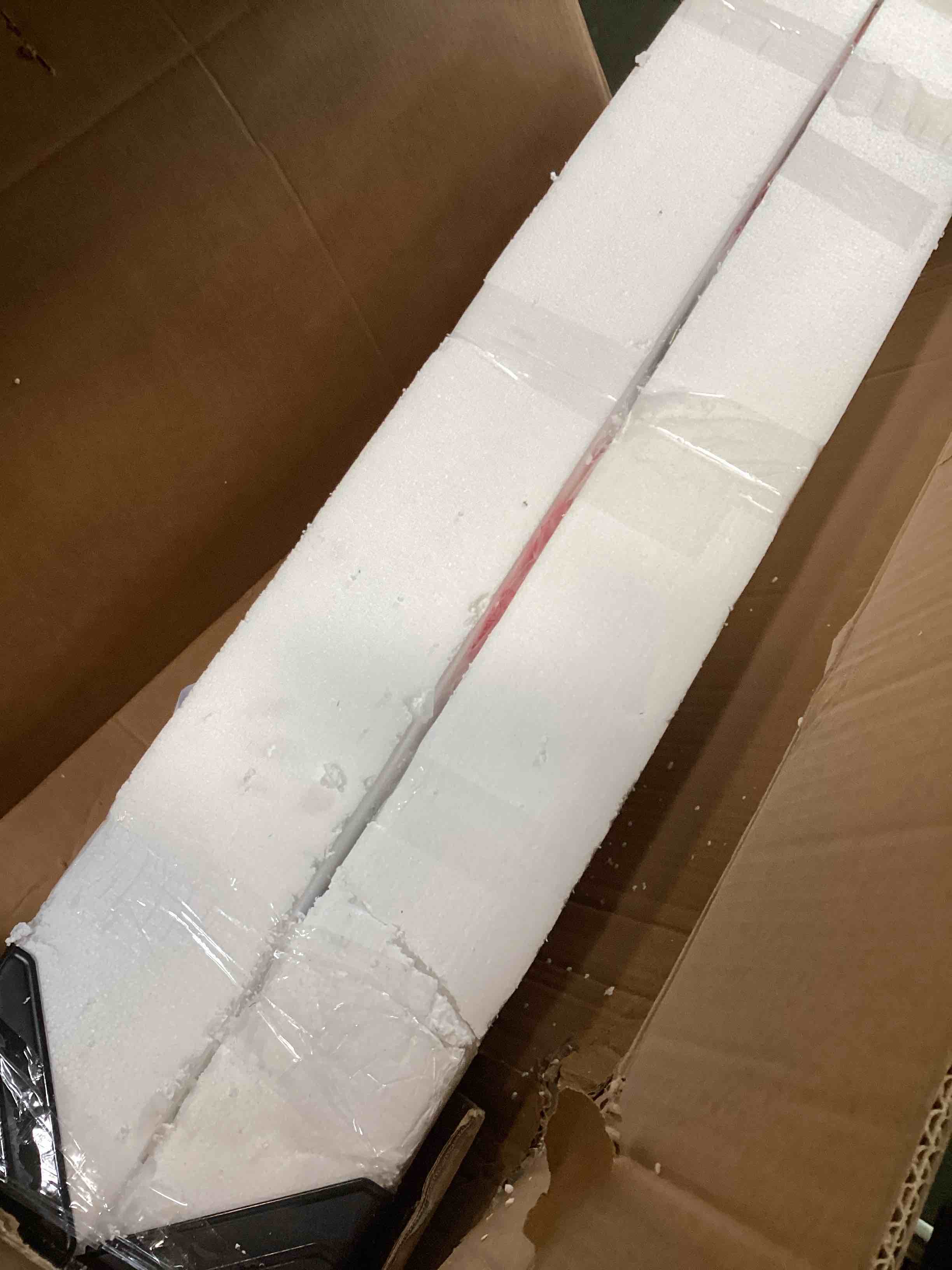 https://s3.amazonaws.com/lotting-images-prod/bidfta/PNK3581110_1749758078140.jpeg