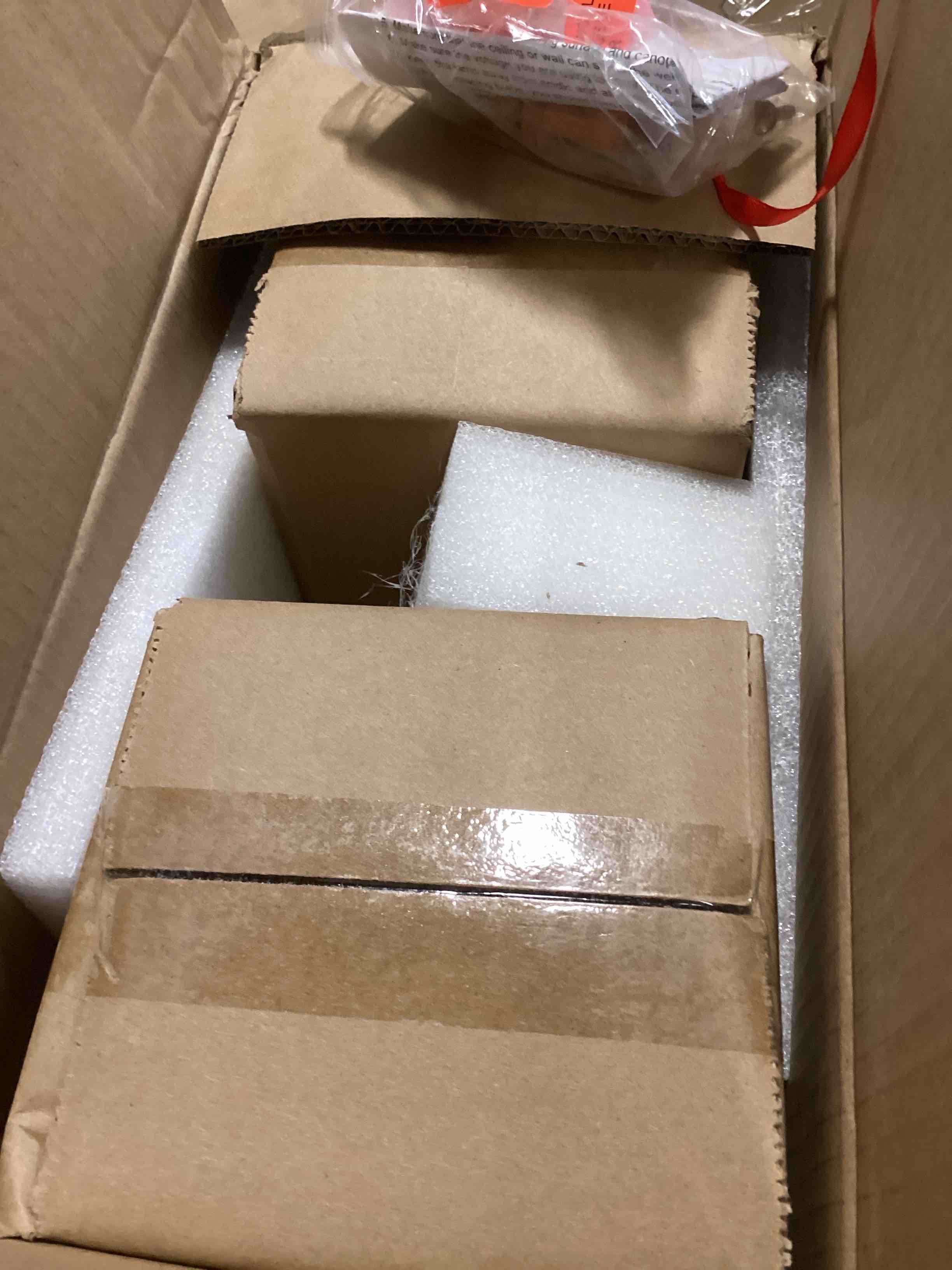 https://s3.amazonaws.com/lotting-images-prod/bidfta/PNK3581371_1750079664579.jpeg