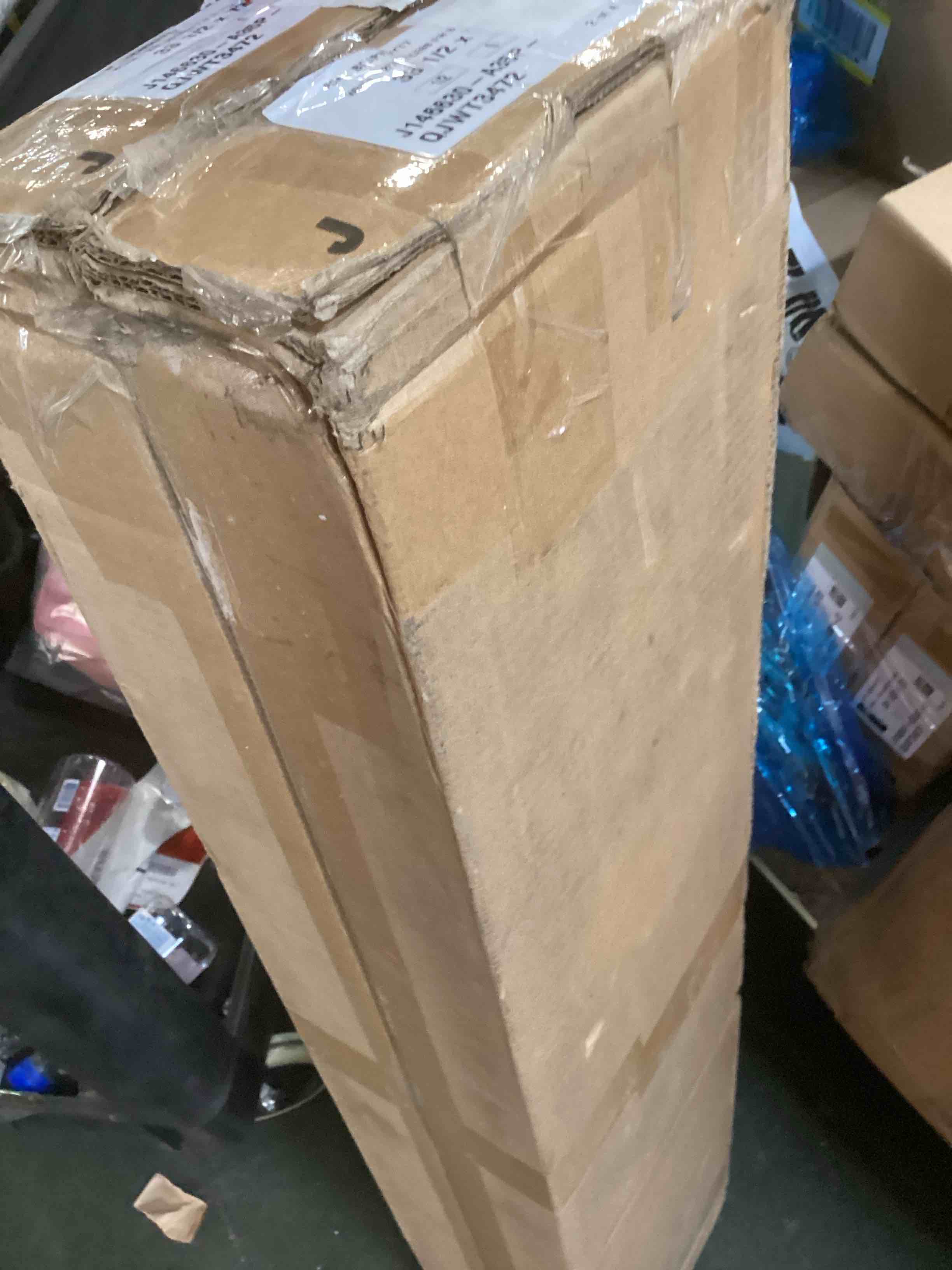 https://s3.amazonaws.com/lotting-images-prod/bidfta/PNK3581646_1750268447644.jpeg