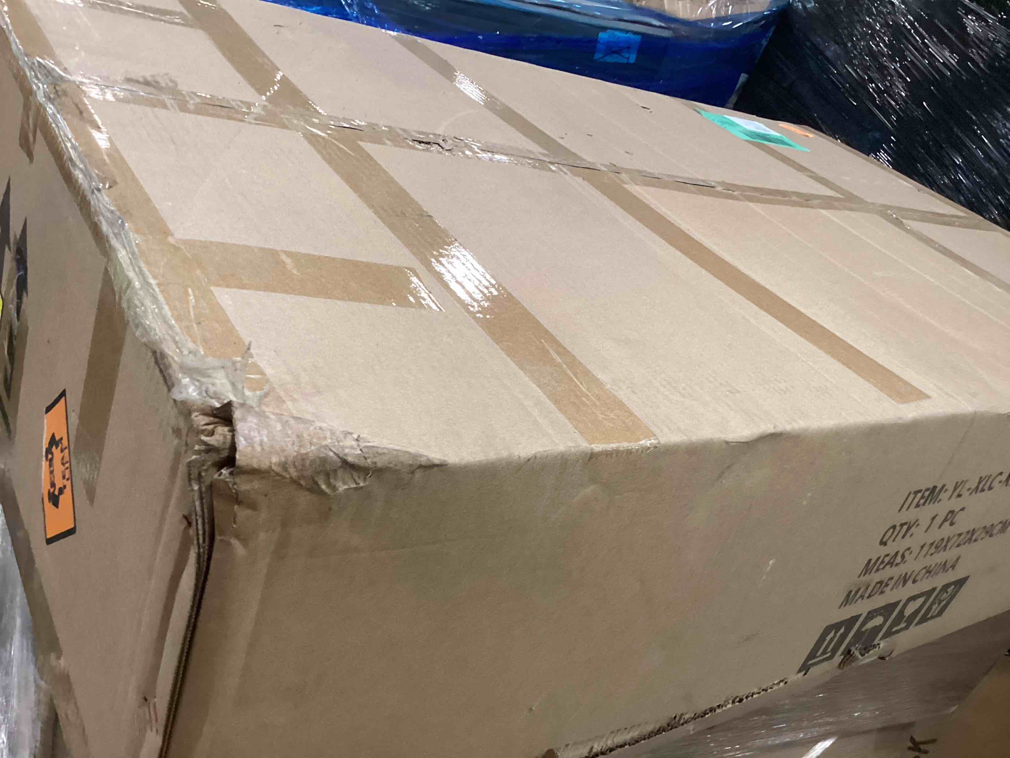 https://s3.amazonaws.com/lotting-images-prod/bidfta/PNK3582123_1750942380284.jpeg