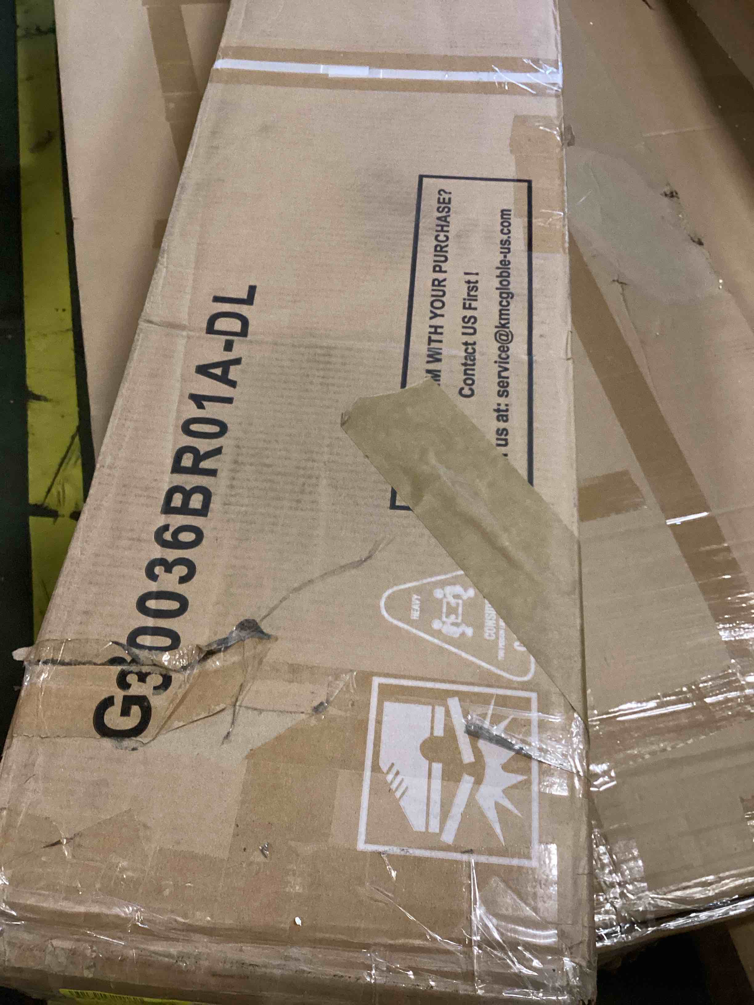 https://s3.amazonaws.com/lotting-images-prod/bidfta/PNK3582214_1751027301931.jpeg