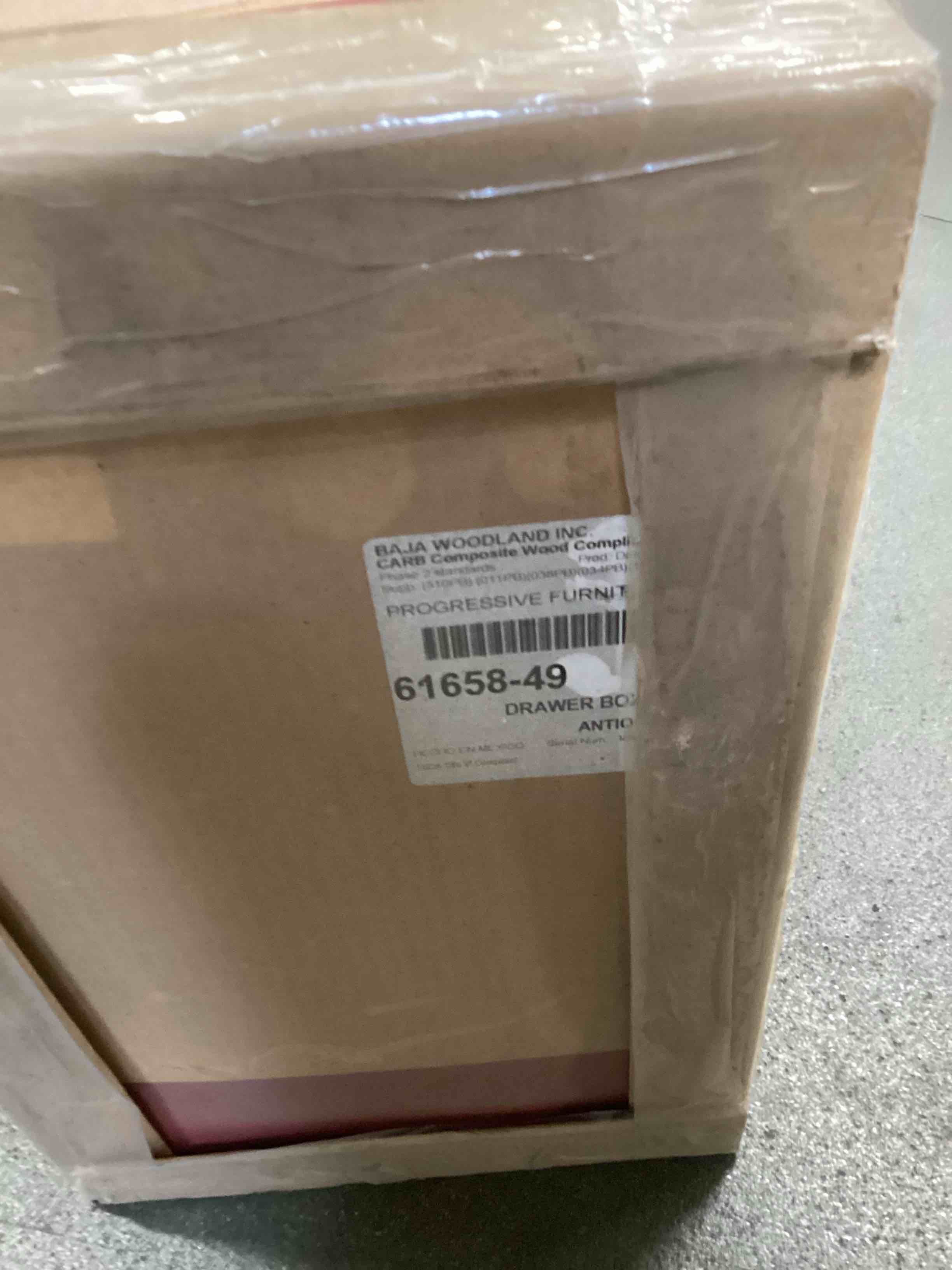 https://s3.amazonaws.com/lotting-images-prod/bidfta/PNK3582226_1751030367493.jpeg