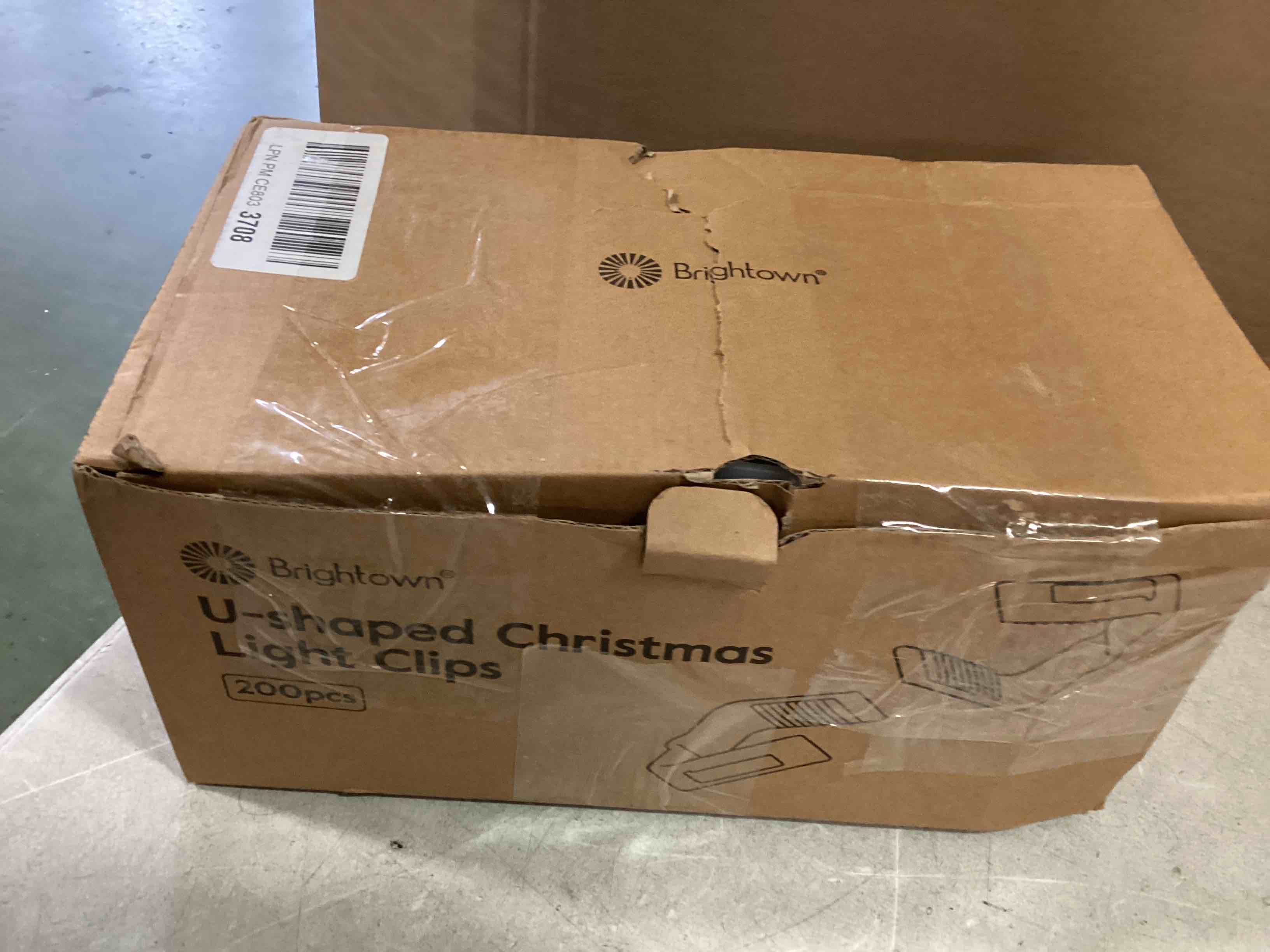 https://s3.amazonaws.com/lotting-images-prod/bidfta/PNK3584472_1748374709394.jpeg