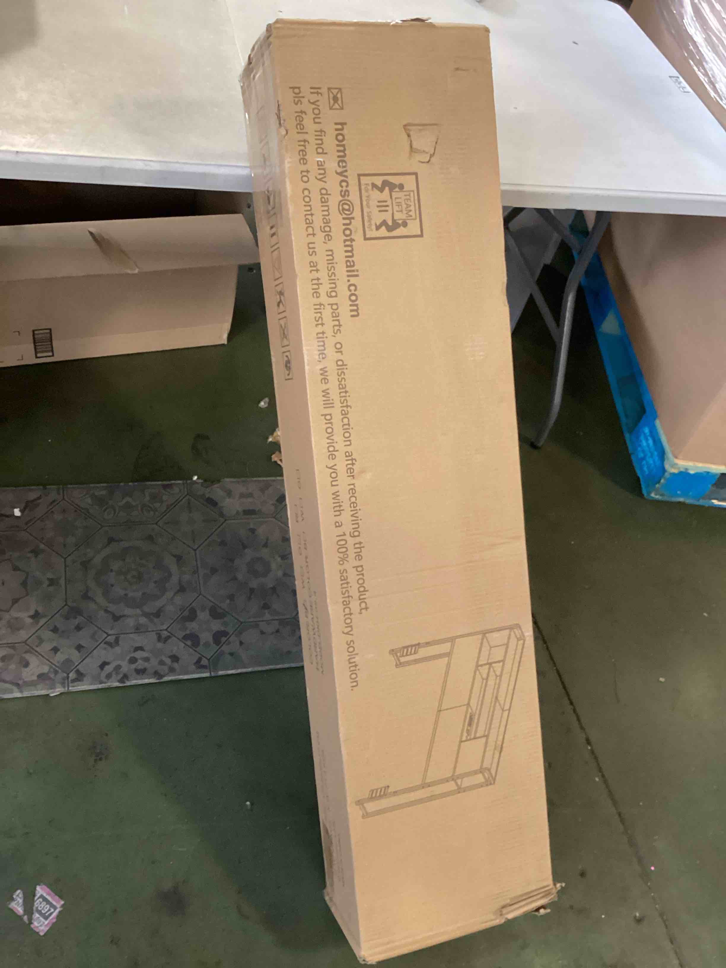 https://s3.amazonaws.com/lotting-images-prod/bidfta/PNK3590864_1750941307163.jpeg
