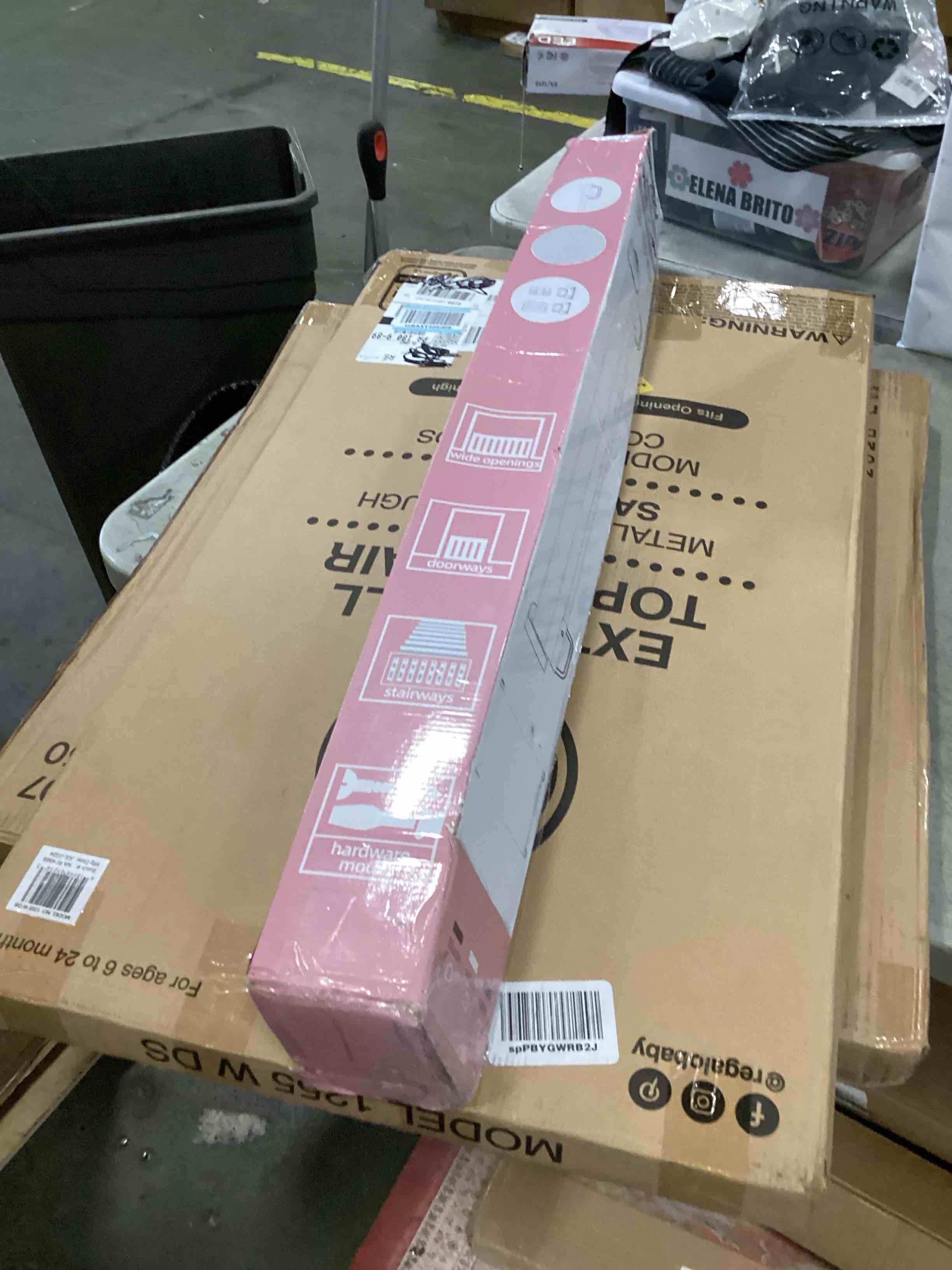 https://s3.amazonaws.com/lotting-images-prod/bidfta/PNK3595076_1753976143050.jpeg