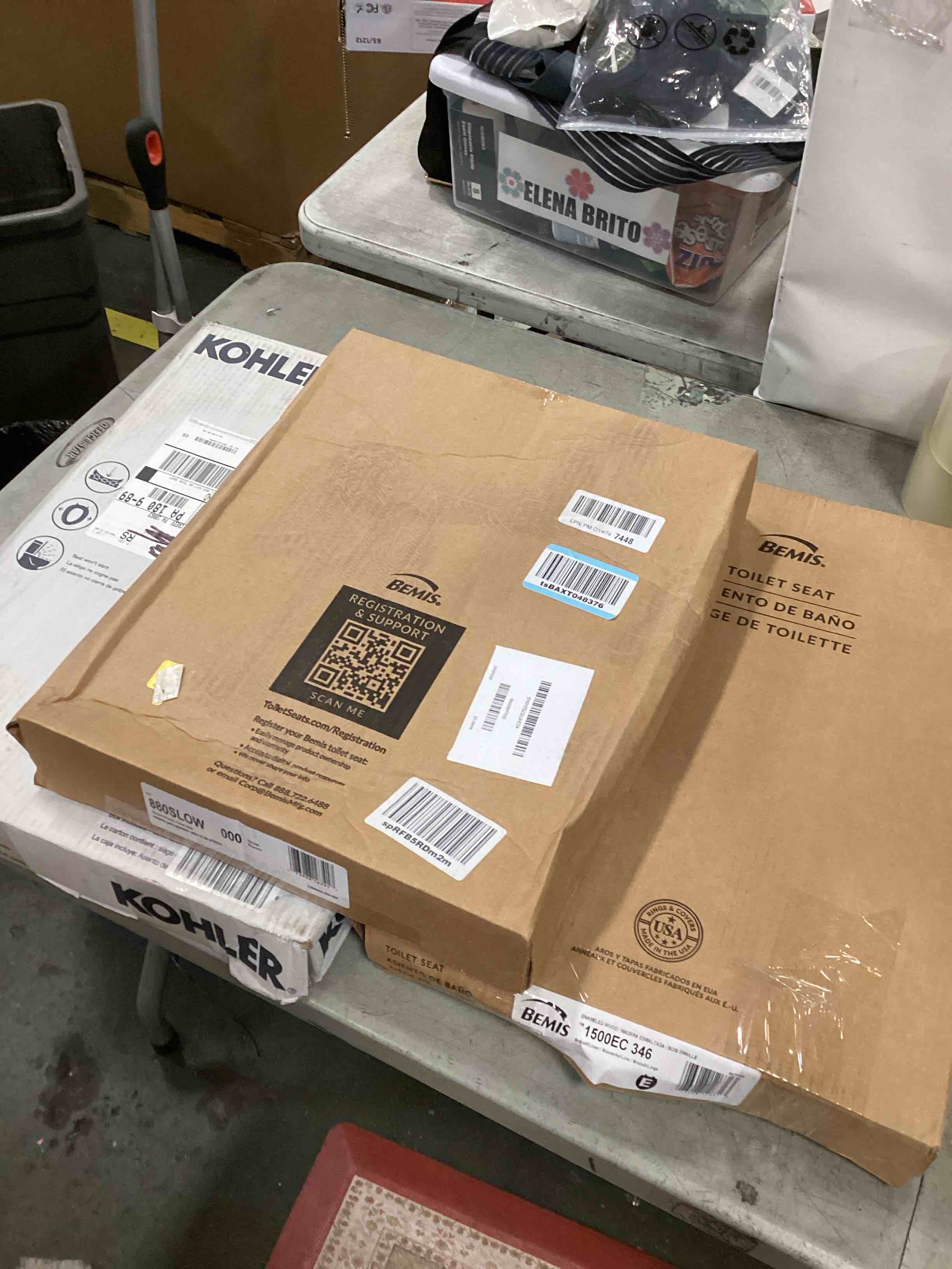 https://s3.amazonaws.com/lotting-images-prod/bidfta/PNK3595080_1753976637865.jpeg