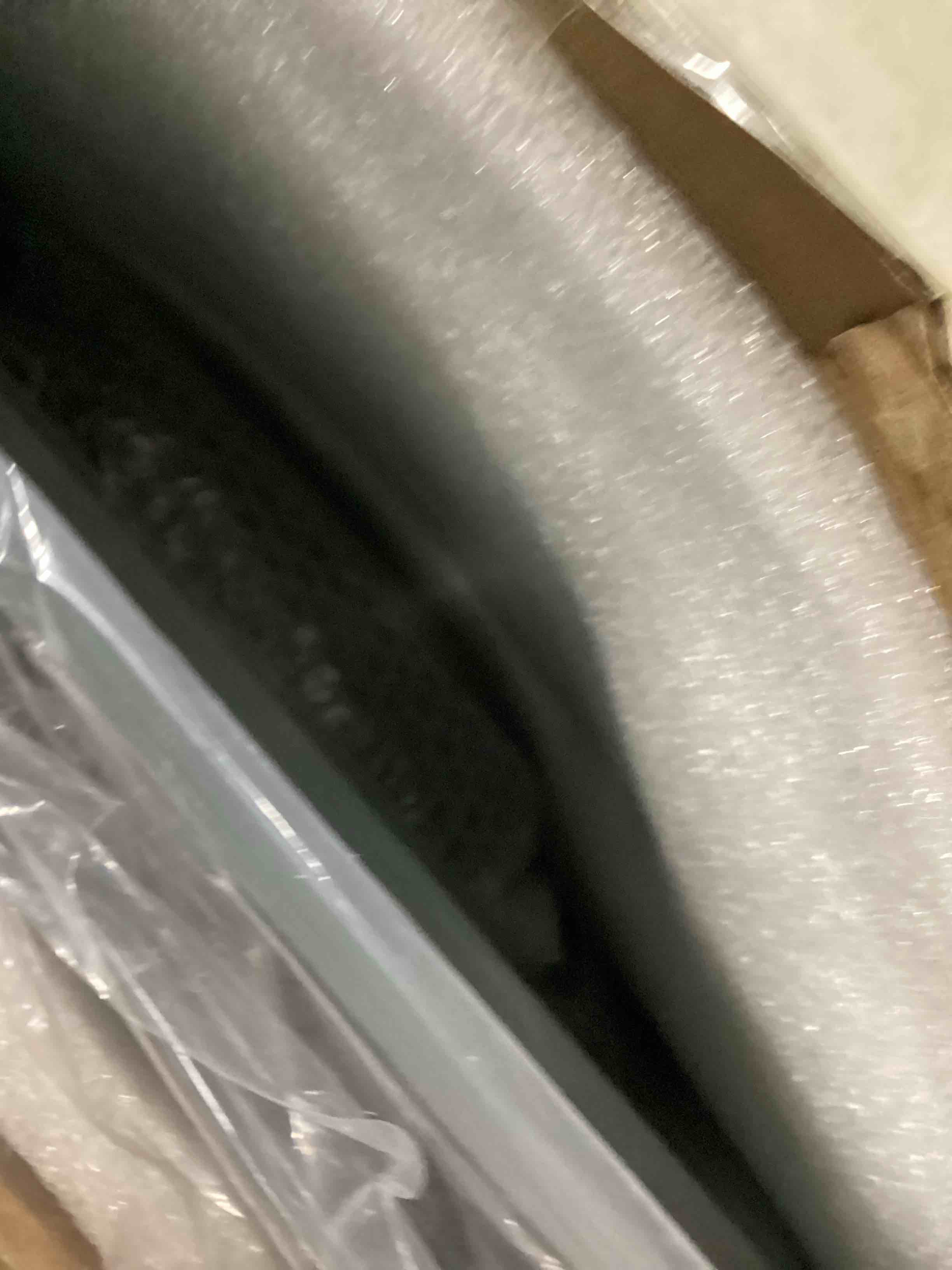https://s3.amazonaws.com/lotting-images-prod/bidfta/PNK3616807_1746816725680.jpeg