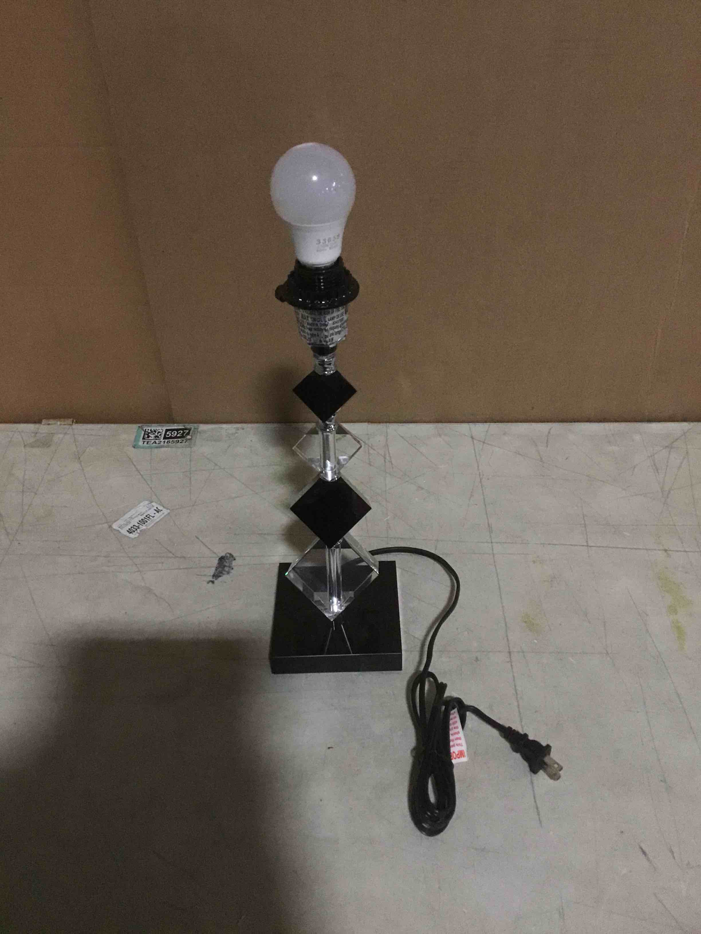 VINTAGE CUBE TABLE LAMP 