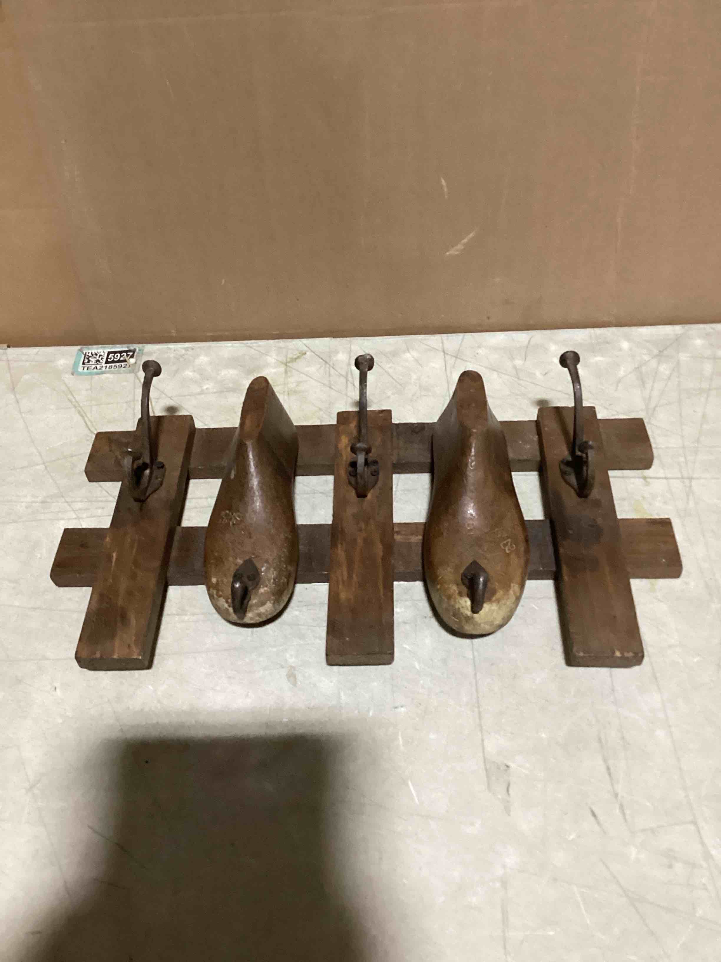 RUSTIC WOODEN COAT RACK 