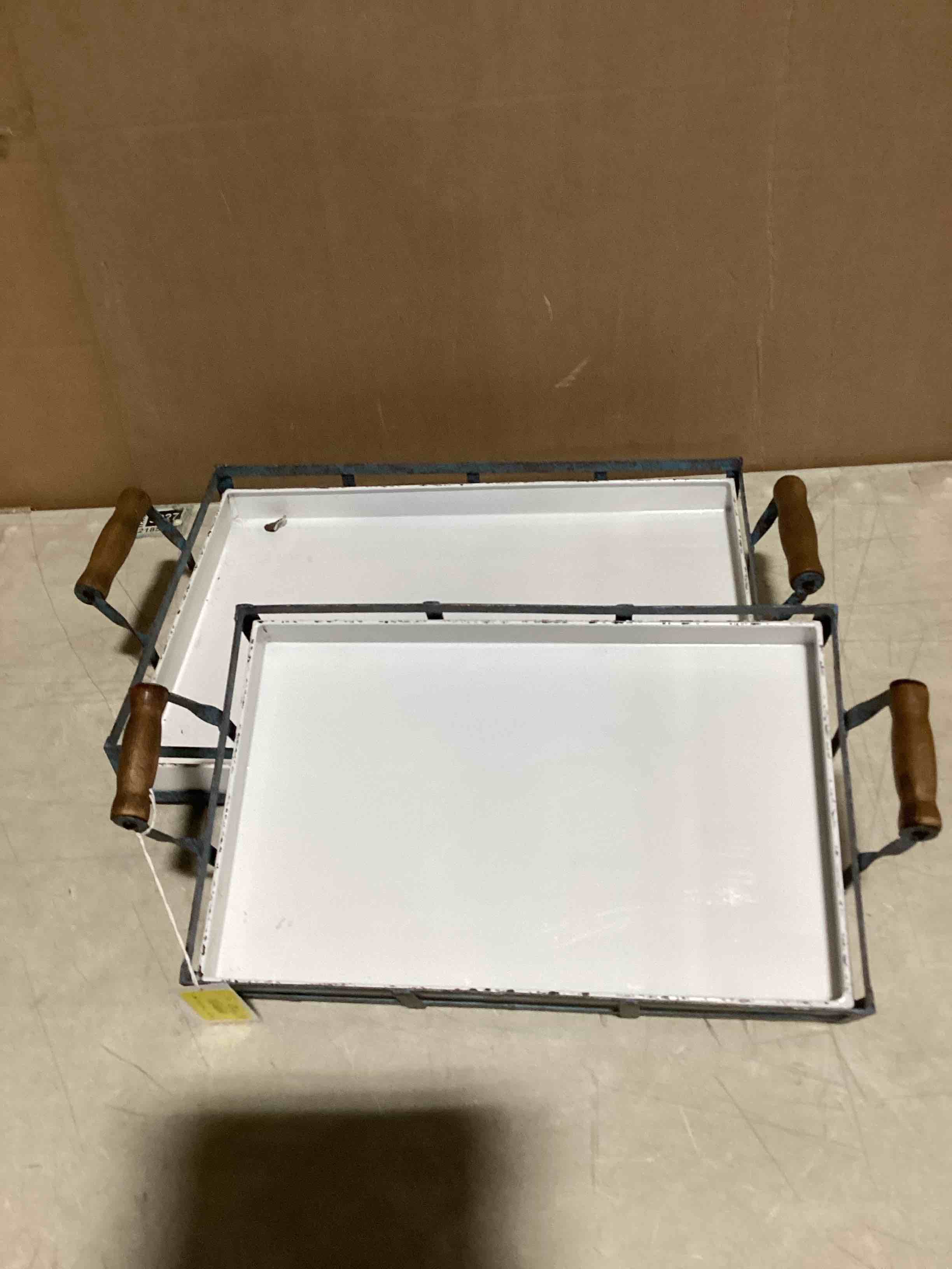 https://s3.amazonaws.com/lotting-images-prod/bidfta/PNK3617679_1752602585696.jpeg