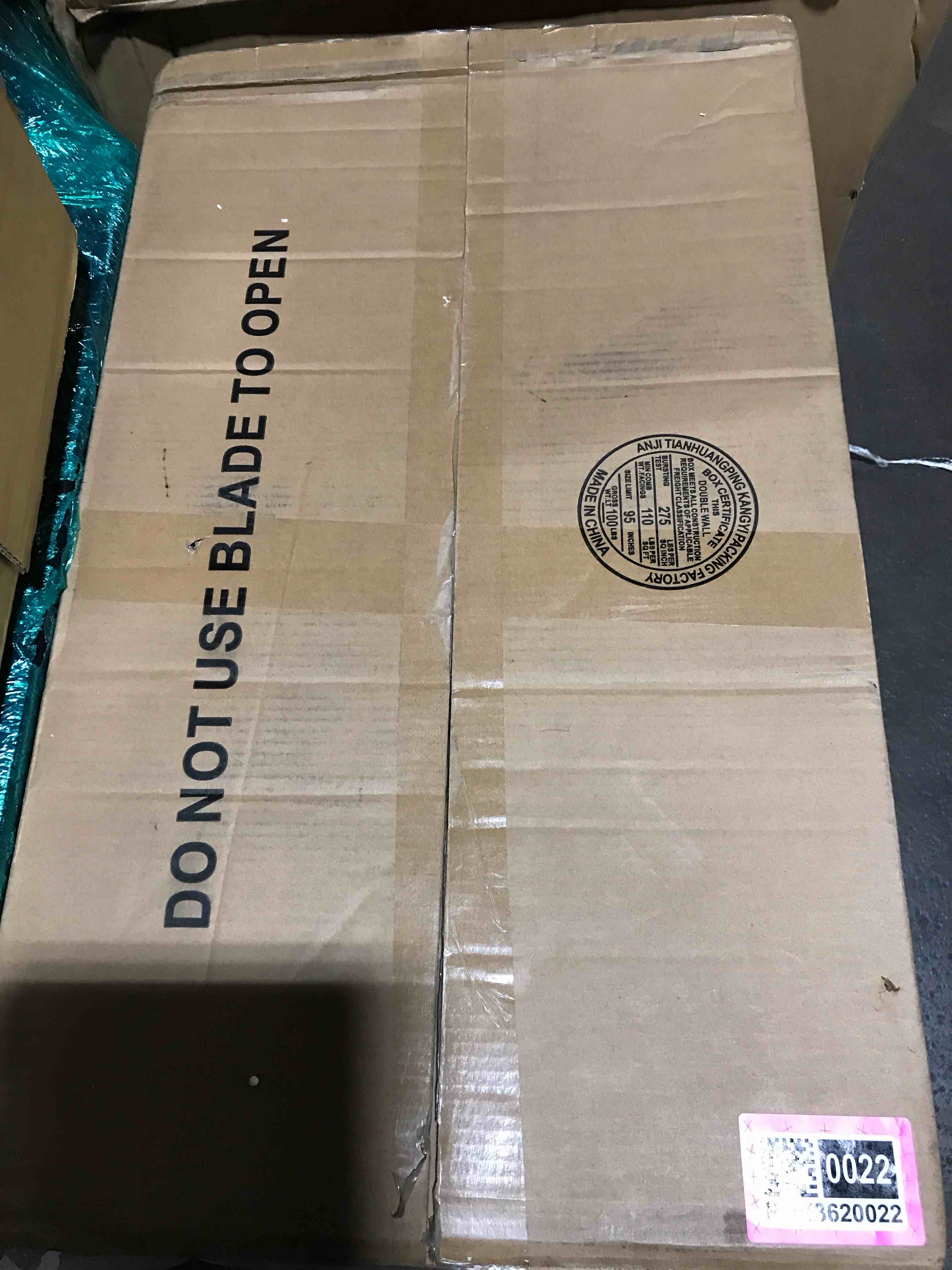 https://s3.amazonaws.com/lotting-images-prod/bidfta/PNK3620022_1747224704946.jpeg