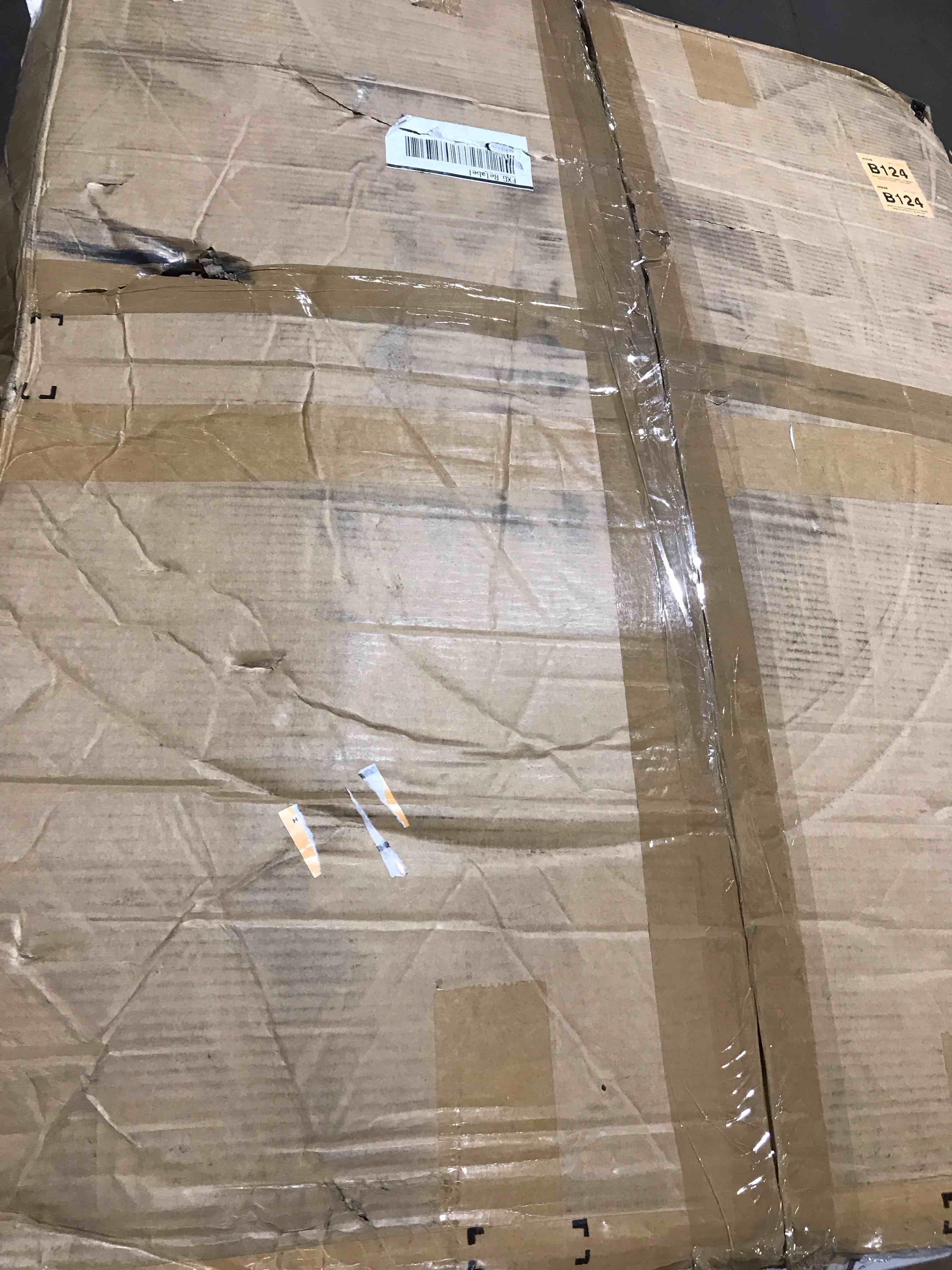 https://s3.amazonaws.com/lotting-images-prod/bidfta/PNK3620190_1747660991981.jpeg