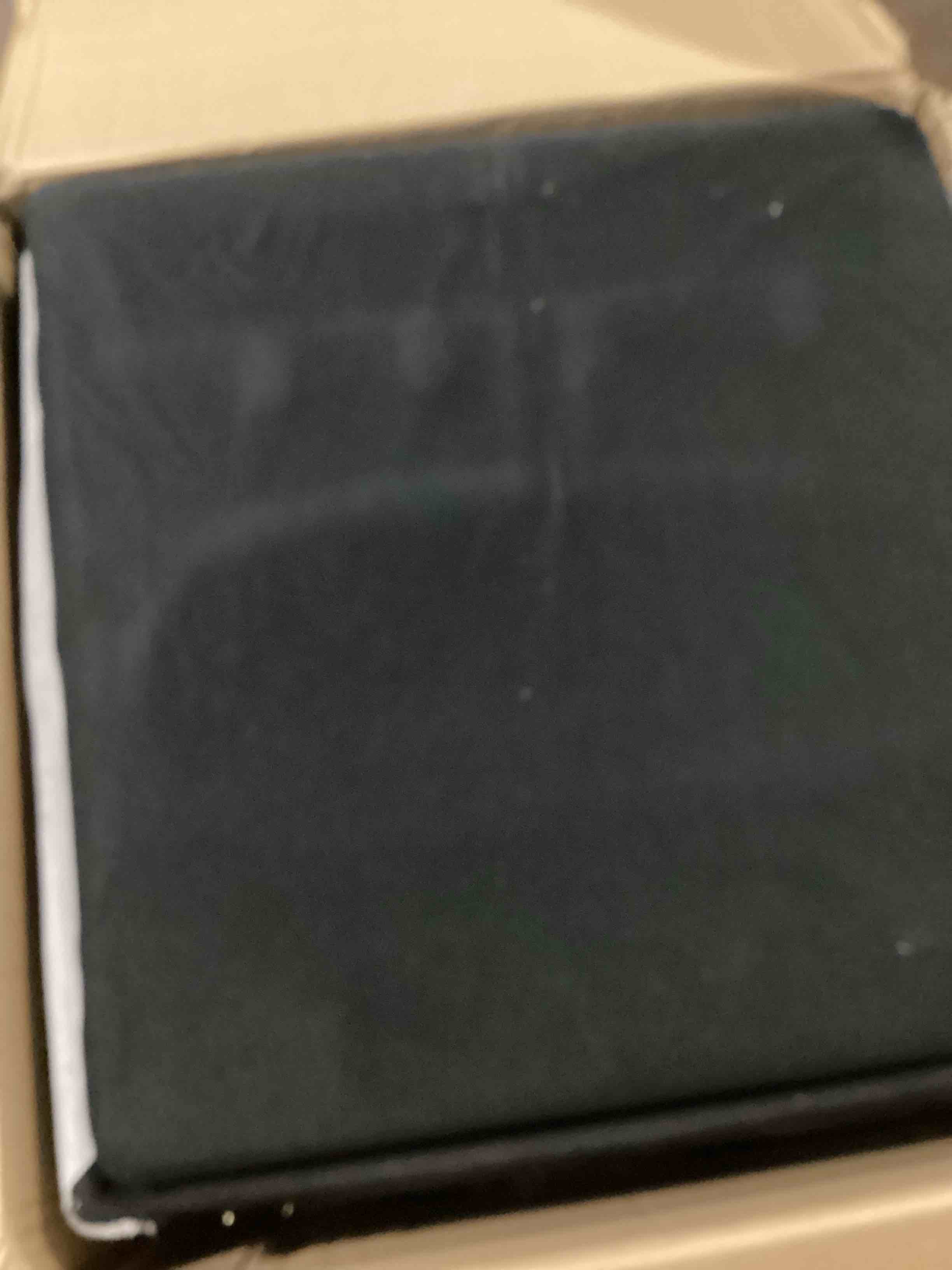 https://s3.amazonaws.com/lotting-images-prod/bidfta/PNK3620961_1748369480212.jpeg