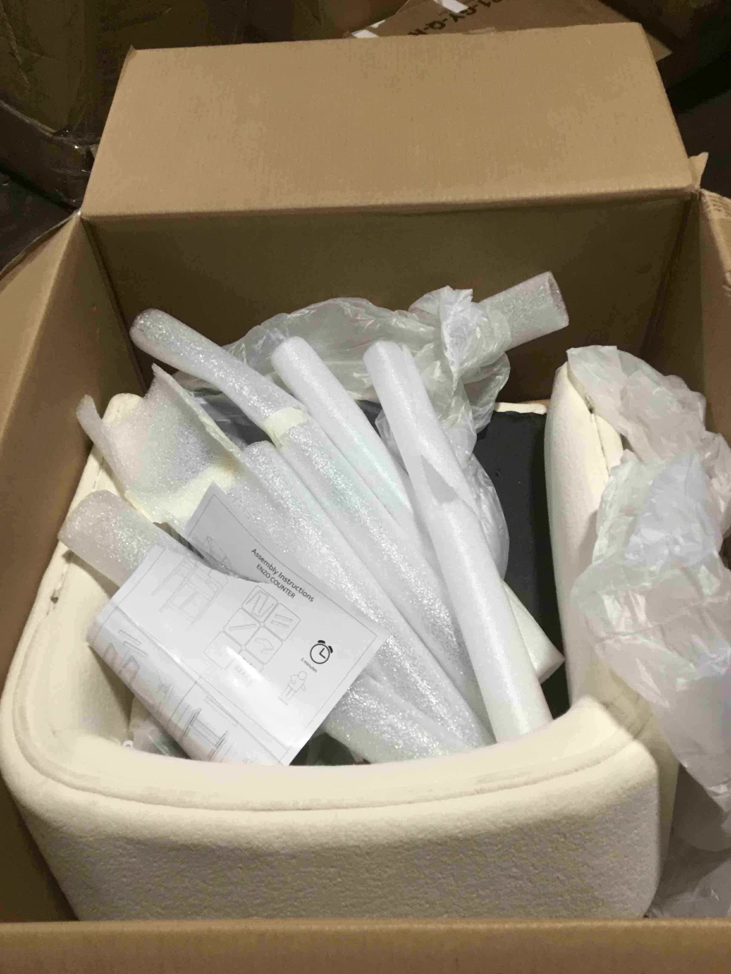 https://s3.amazonaws.com/lotting-images-prod/bidfta/PNK3623291_1750249032685.jpeg