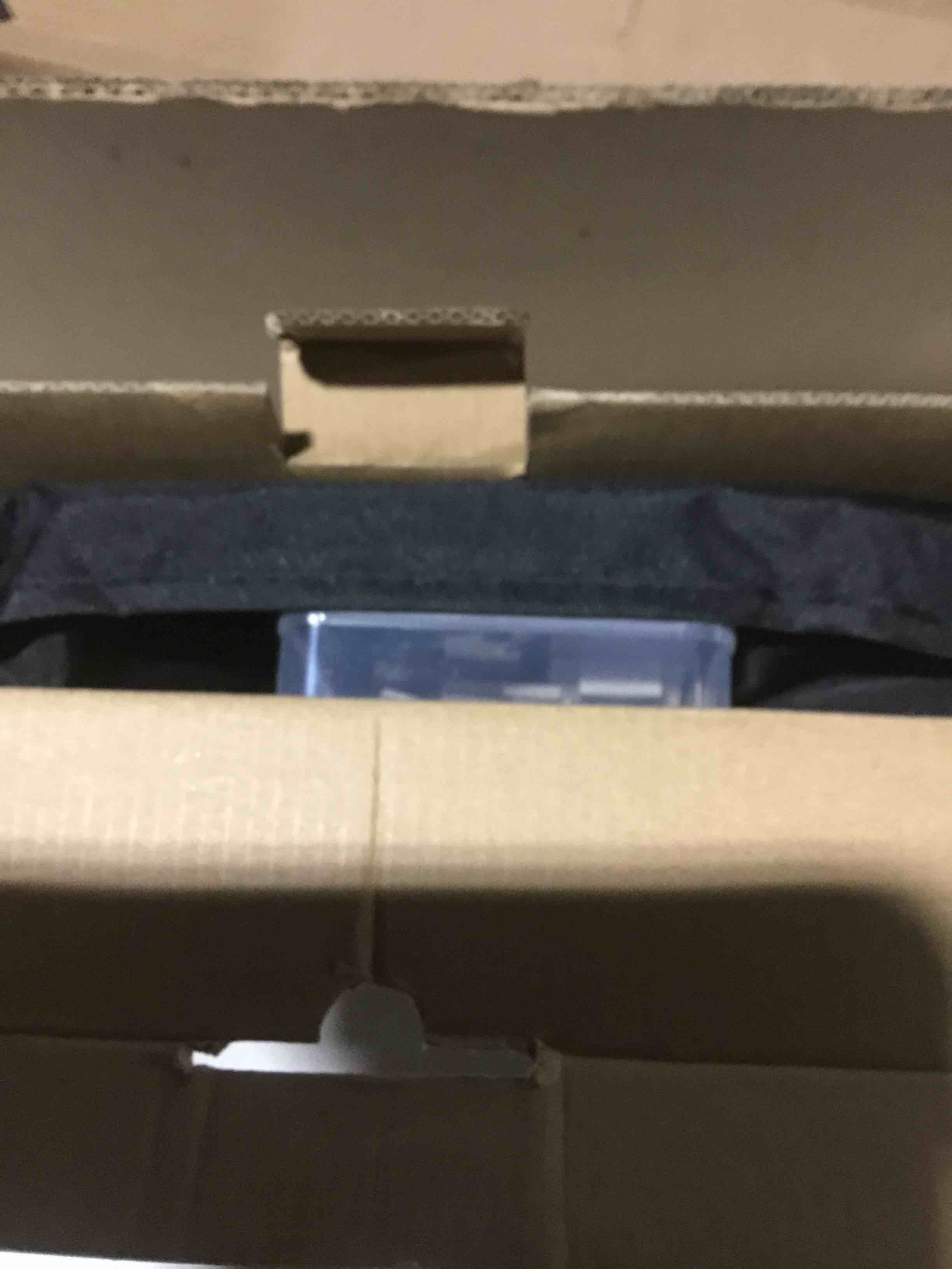 https://s3.amazonaws.com/lotting-images-prod/bidfta/PNK3623615_1750767802442.jpeg
